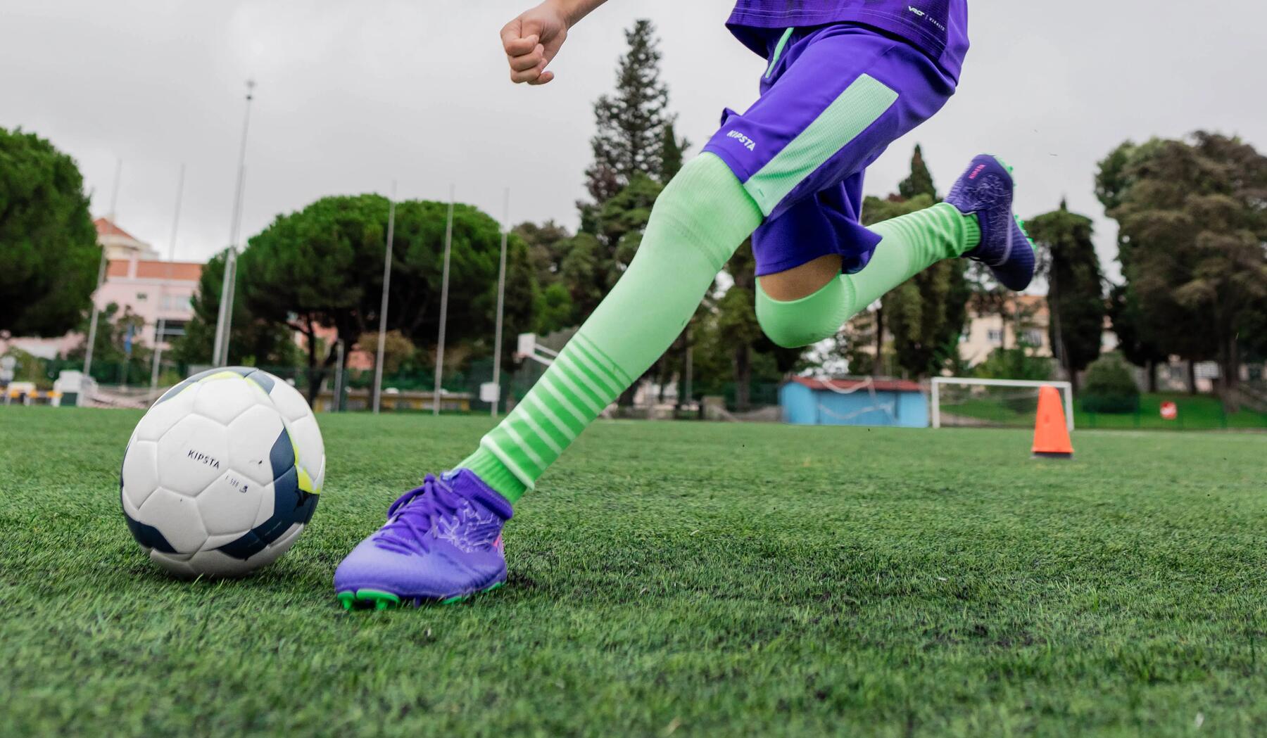 Come-scegliere-il-pallone-da-calcio-accademico