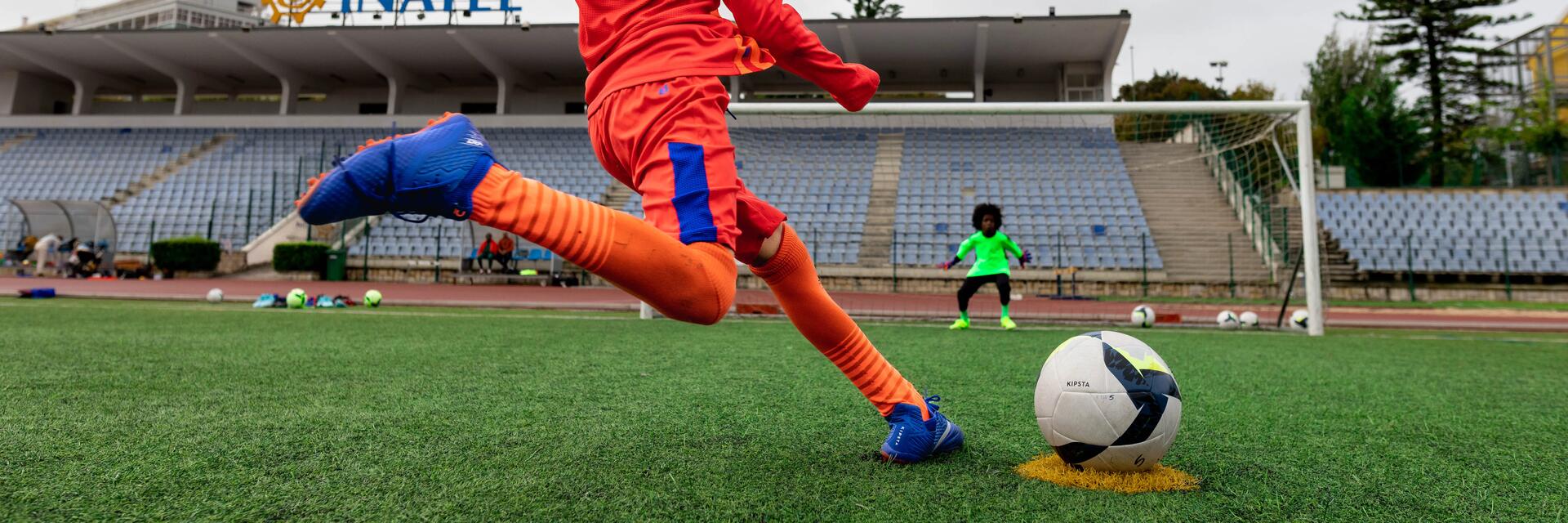 hoe kies ik de juiste voetbalschoenen