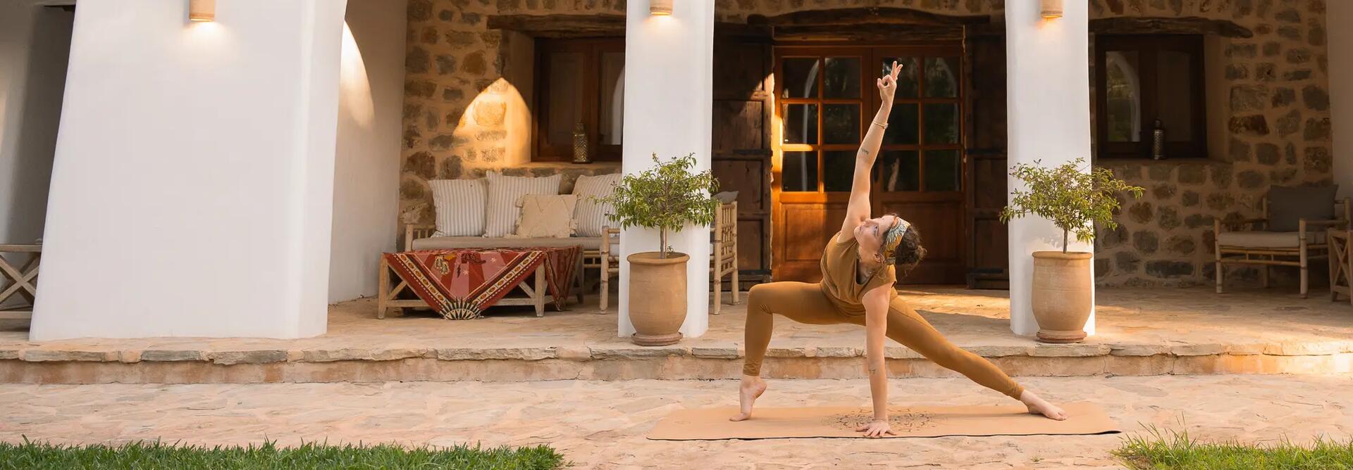 Posturas de yoga: descubre sus nombres y posiciones | Decathlon