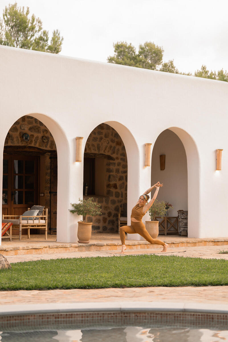 YOGA VE PİLATES ARASINDAKİ TEMEL FARKLILIKLAR NELERDİR?