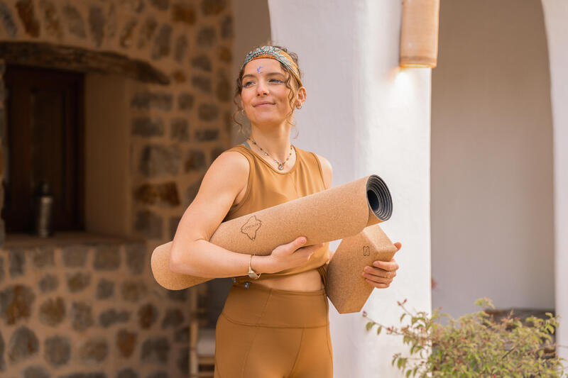 Hoe kies je je yoga-accessoires?
