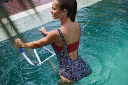 Moteriškas vientisas maudymosi kostiumėlis kūno rengybai vandenyje „Zoey Daisy“, juodas