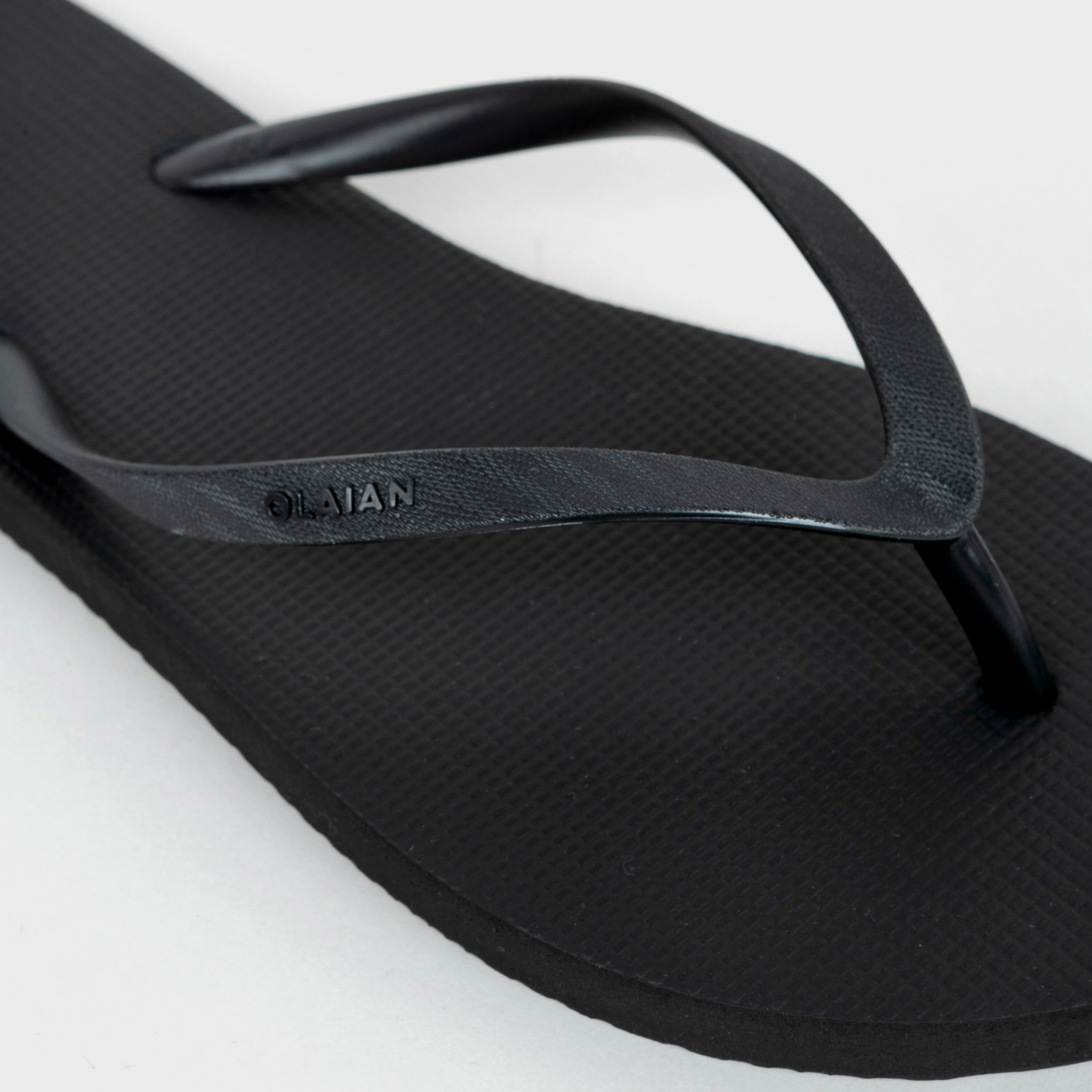 Wholesale Women's Flip Flops - Black- 50 pairs —
