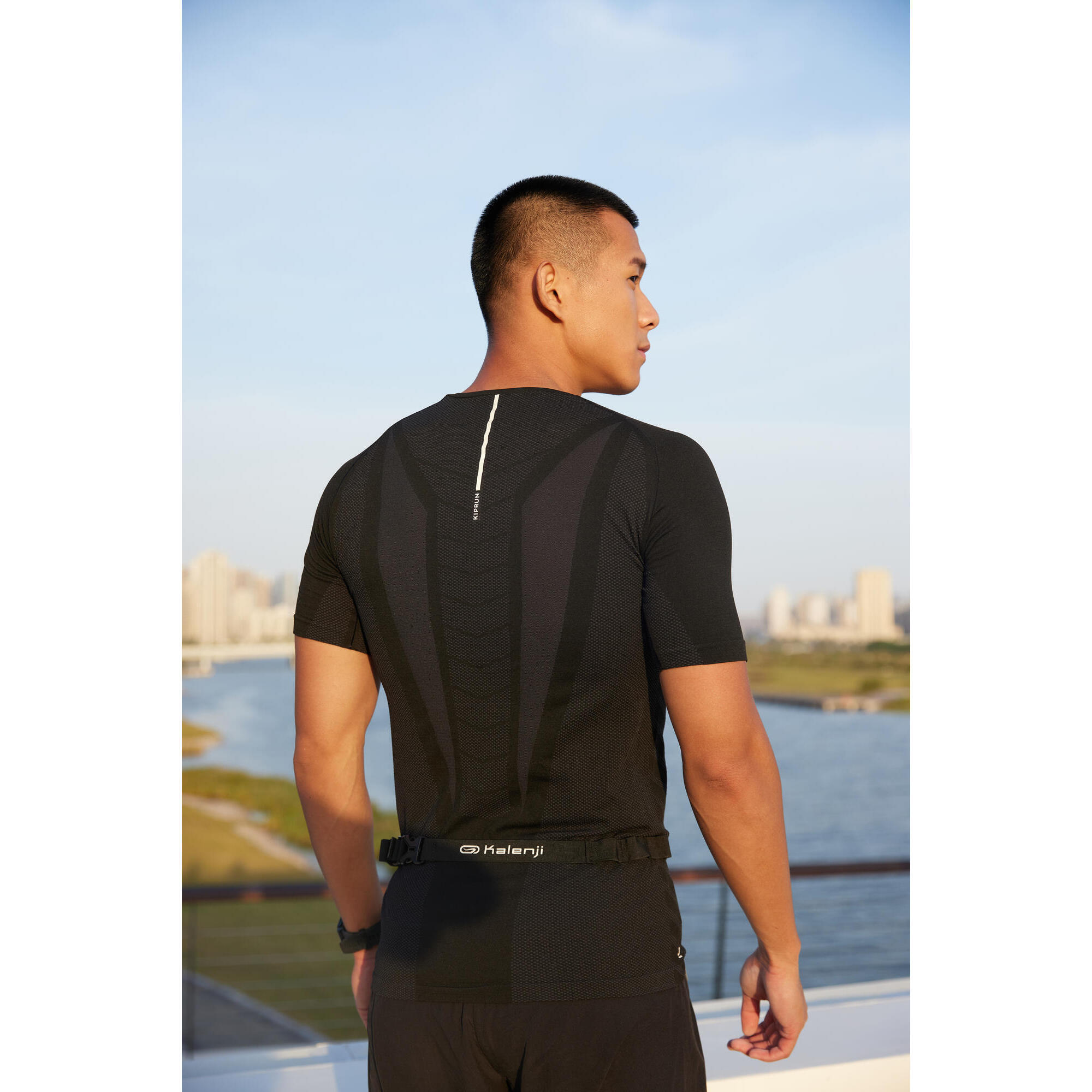 Men's Running T-Shirt - Skincare Black - KIPRUN