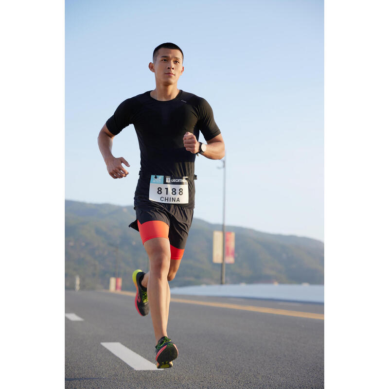 Men's Running Seamless T-shirt Kiprun Run 500 Comfort Skin Black