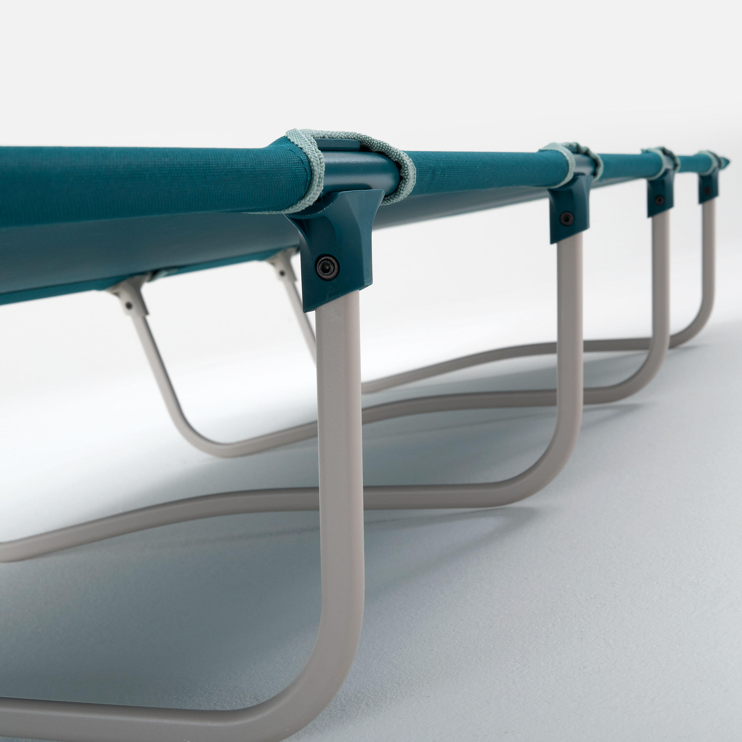 Decathlon camp bed hotsell