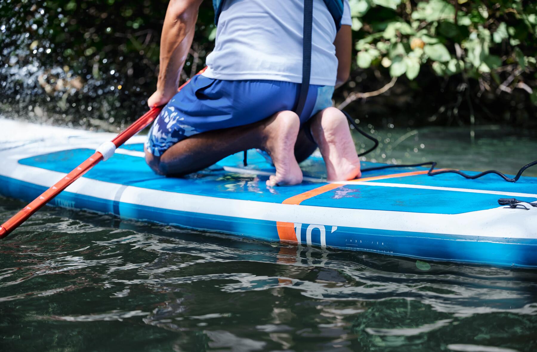 Wat is een SUP leash en hoe kies je de juiste? - Decathlon.nl