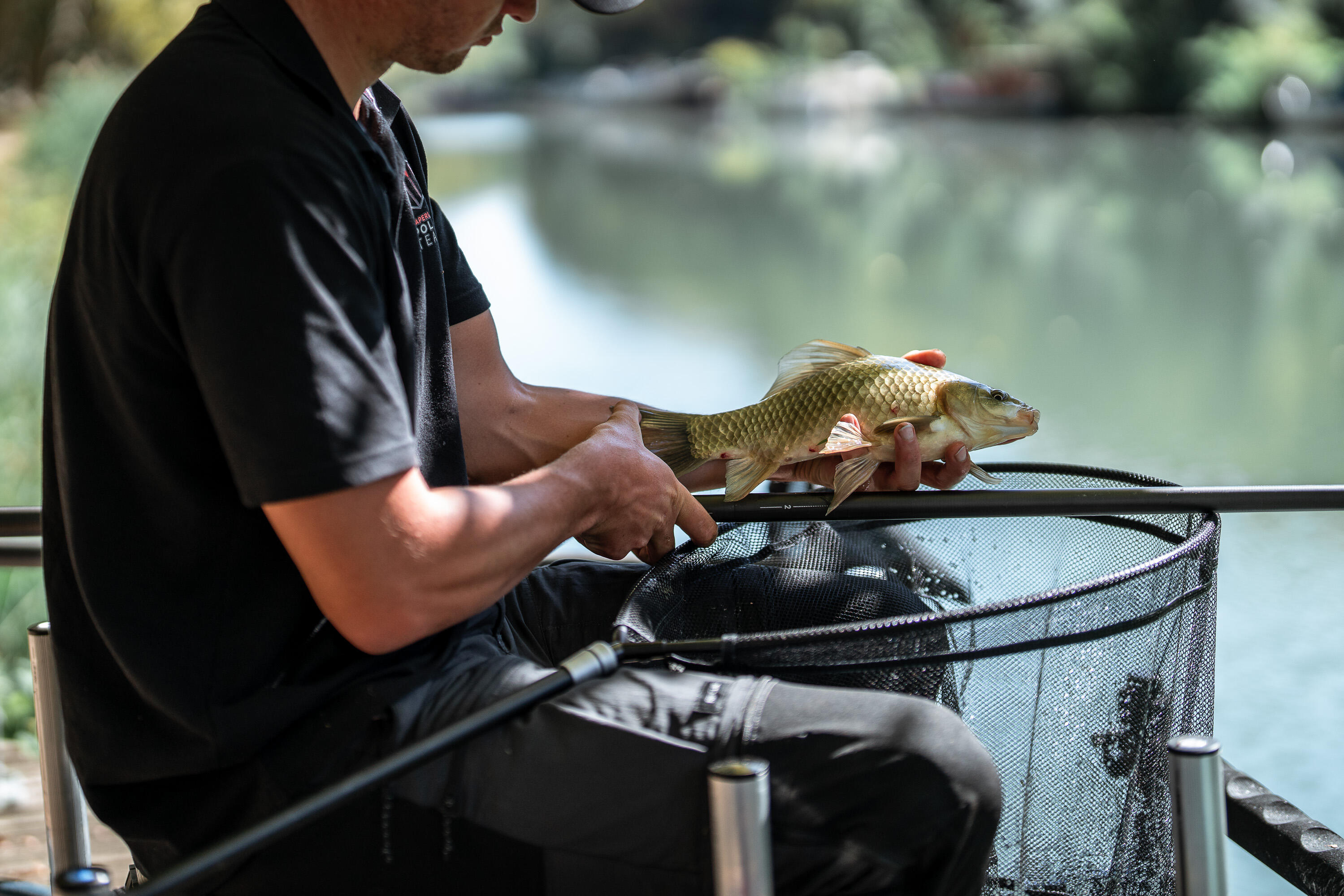 MANCHE D'EPUISETTE TELESCOPIQUE 100 EN 3M  POUR LA PECHE DU POISSON BLANC 10/12