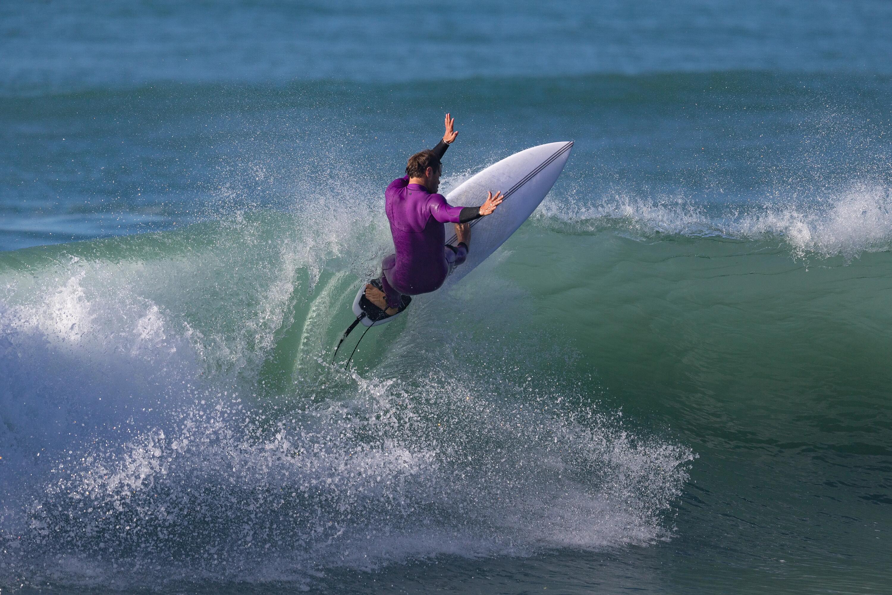 Combinezon surf neopren 4/3 mm 900 Fuchsia Bărbați 17/24