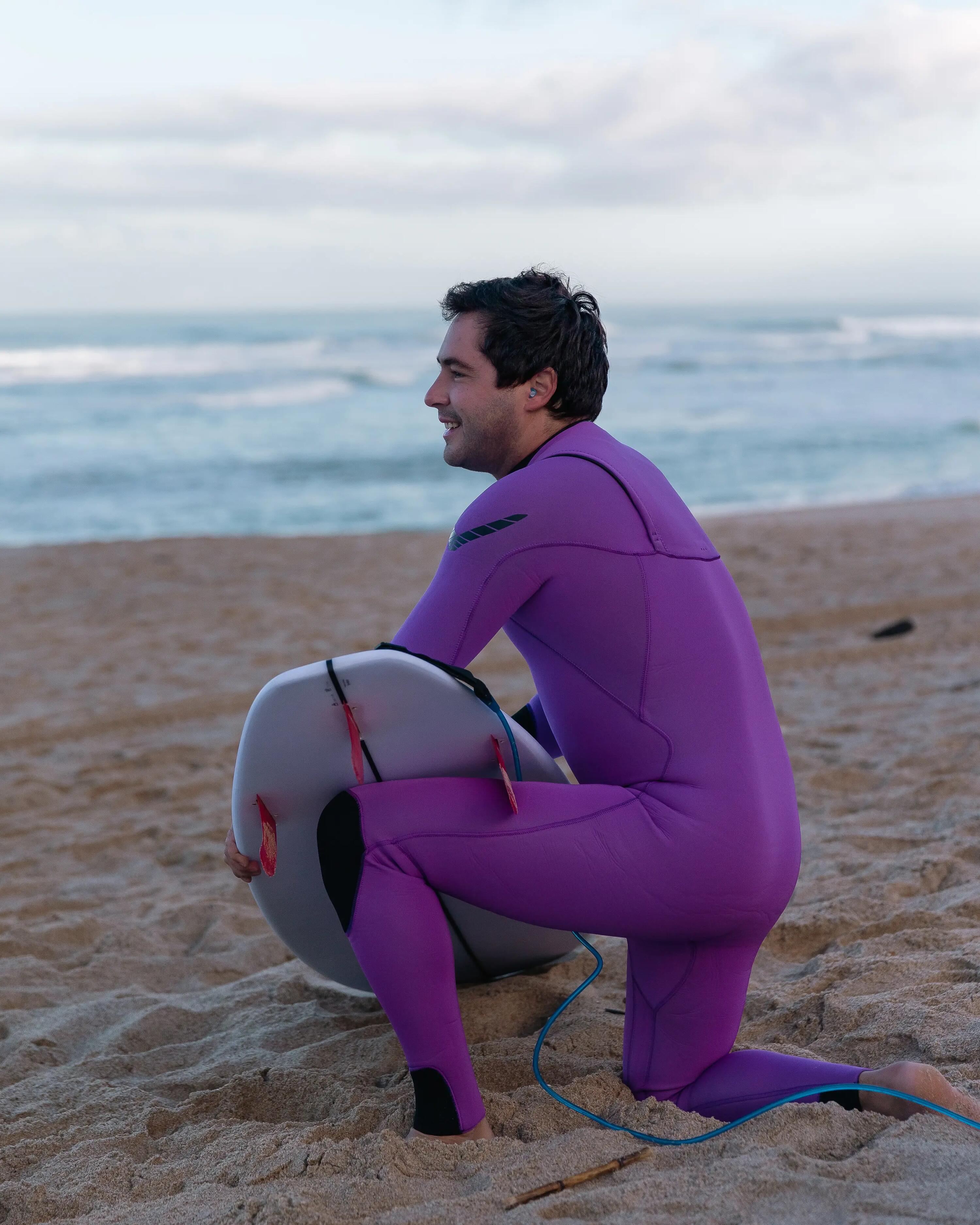 Combinezon surf neopren 4/3 mm 900 Fuchsia Bărbați 14/24
