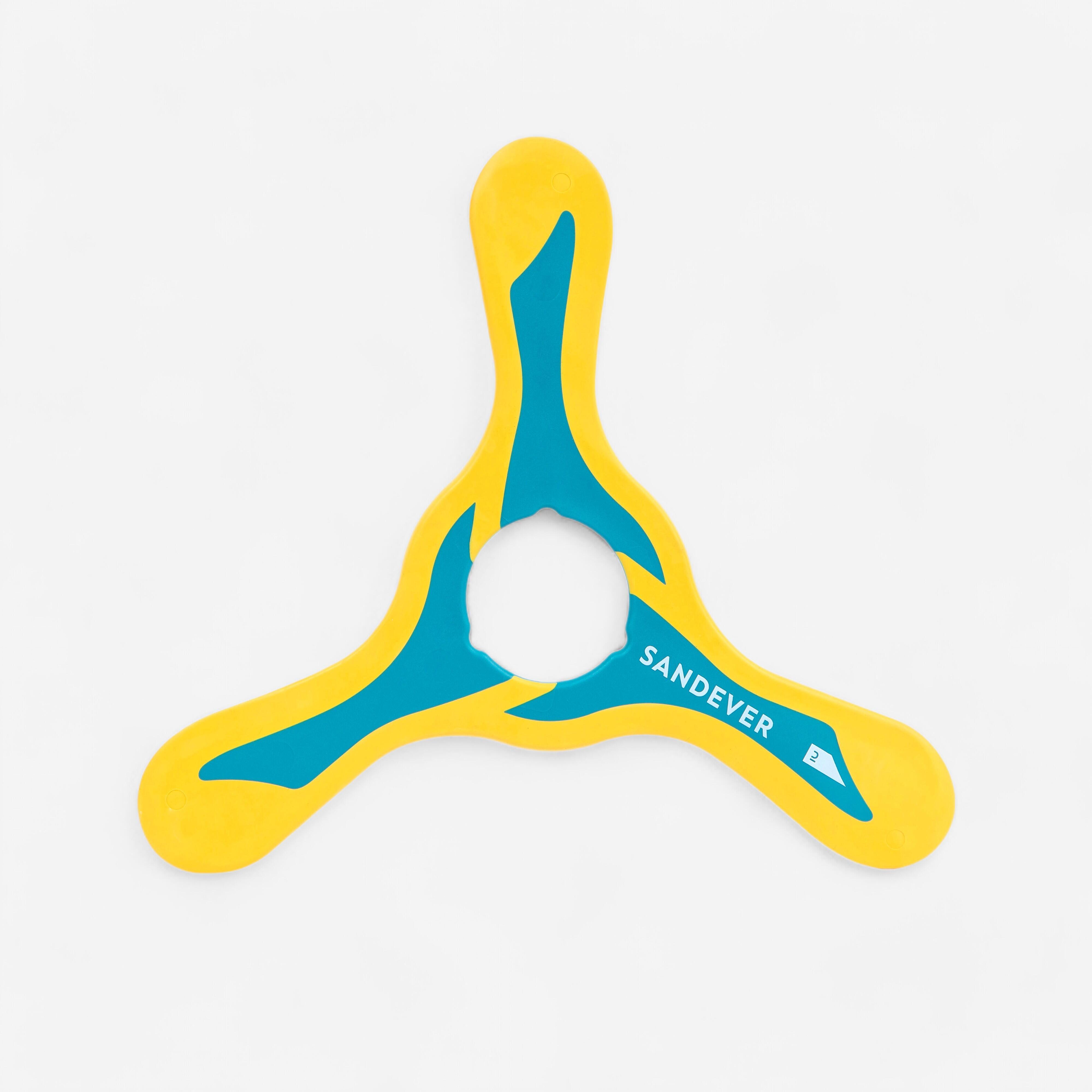 DECATHLON Bumerang s dobrým návratom s okrajom z mäkkého materiálu znižuje riziko poranenia.