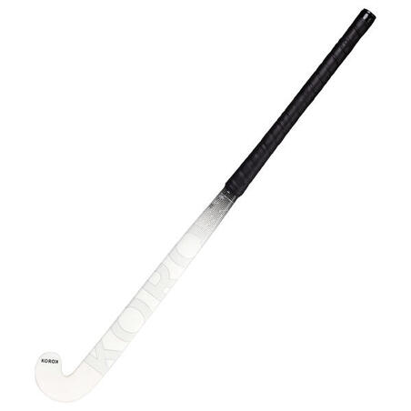 Belo-crna palica za hokej na travi sa 30% karbona i srednjim lukom FH530