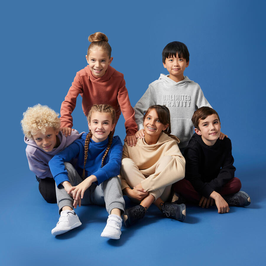 COLOURFUL EVERYDAY SPORTSWEAR FOR ACTIVE KIDS