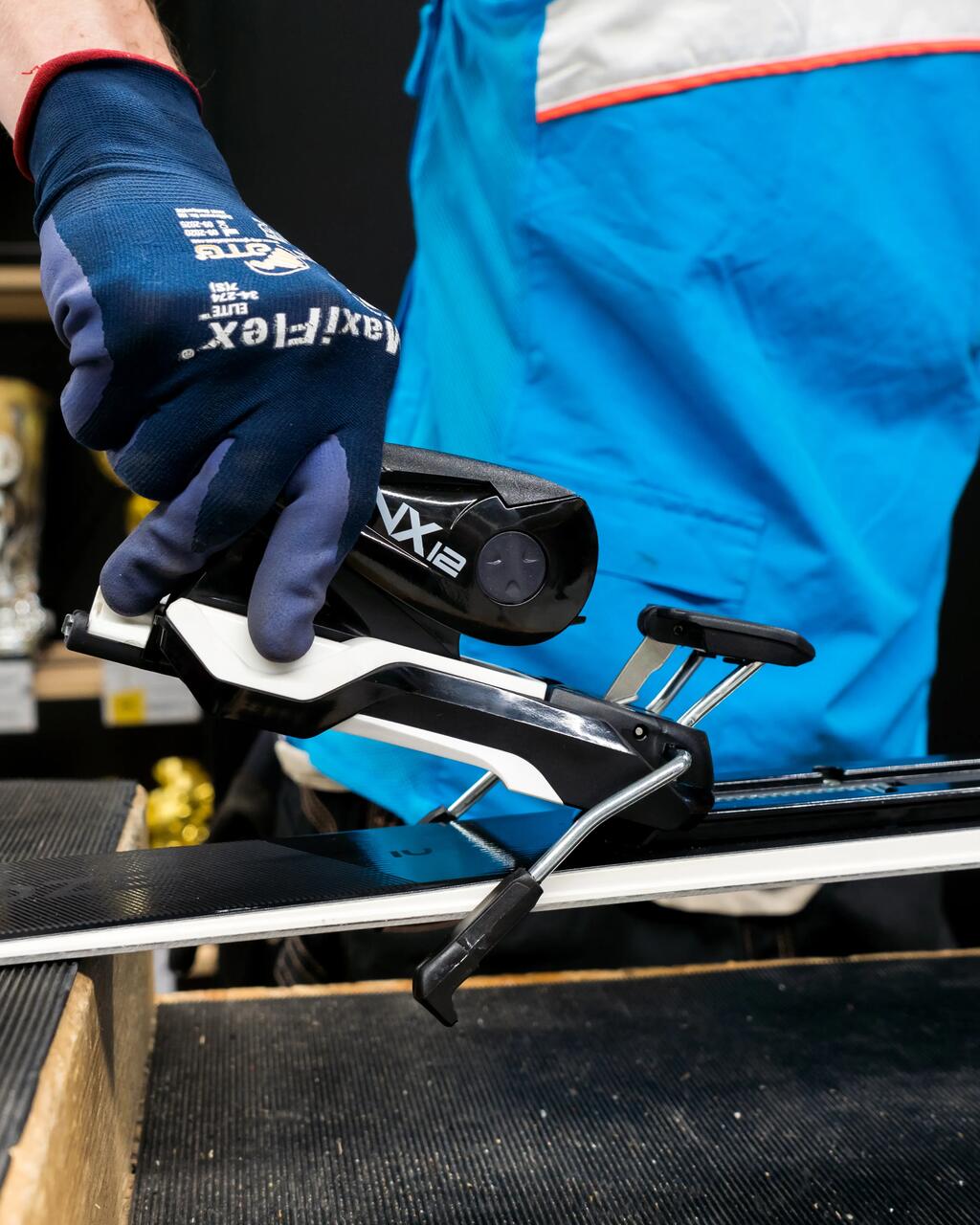 Servis lyží a snowboardov