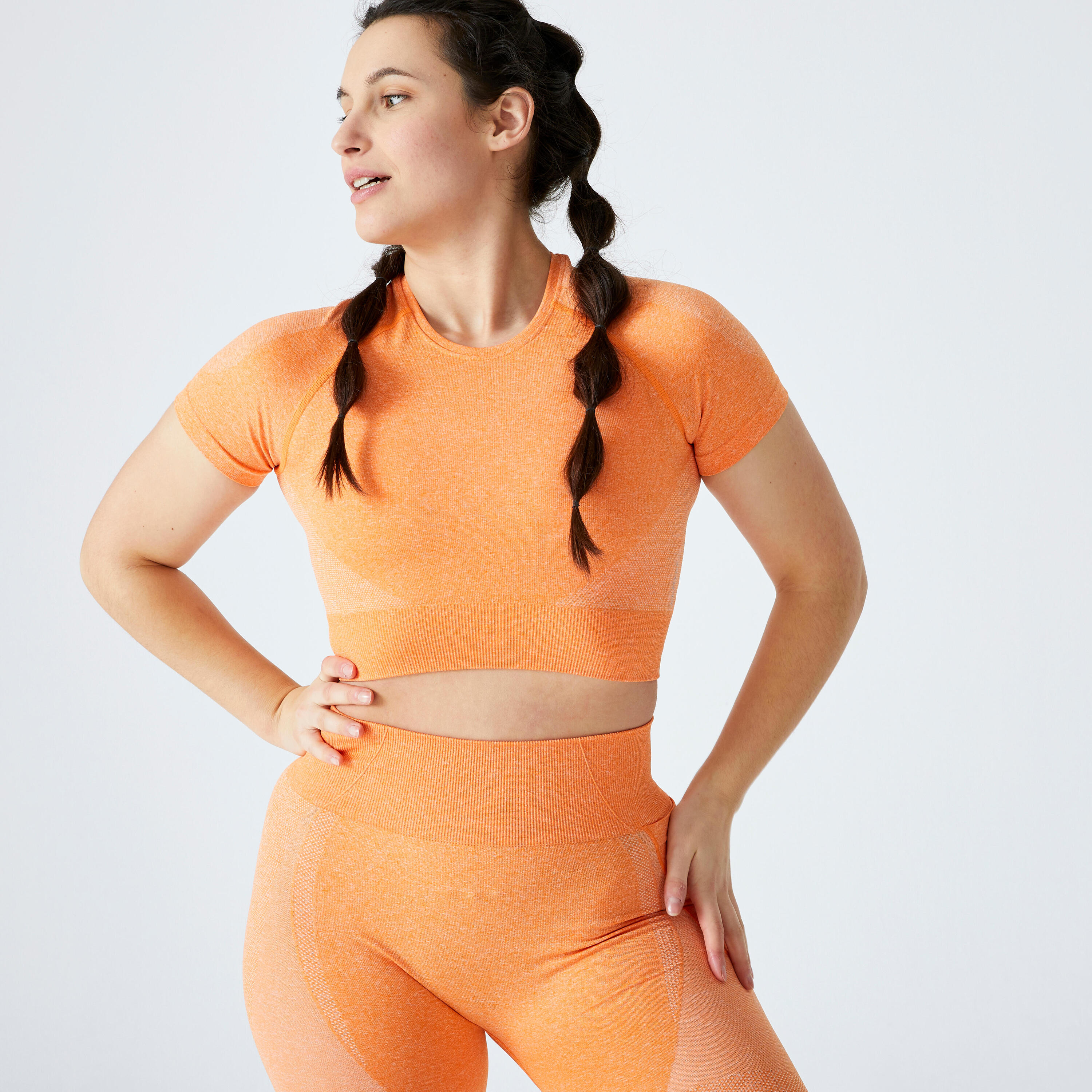 DOMYOS Seamless Short-Sleeved Cropped Fitness T-Shirt - Orange