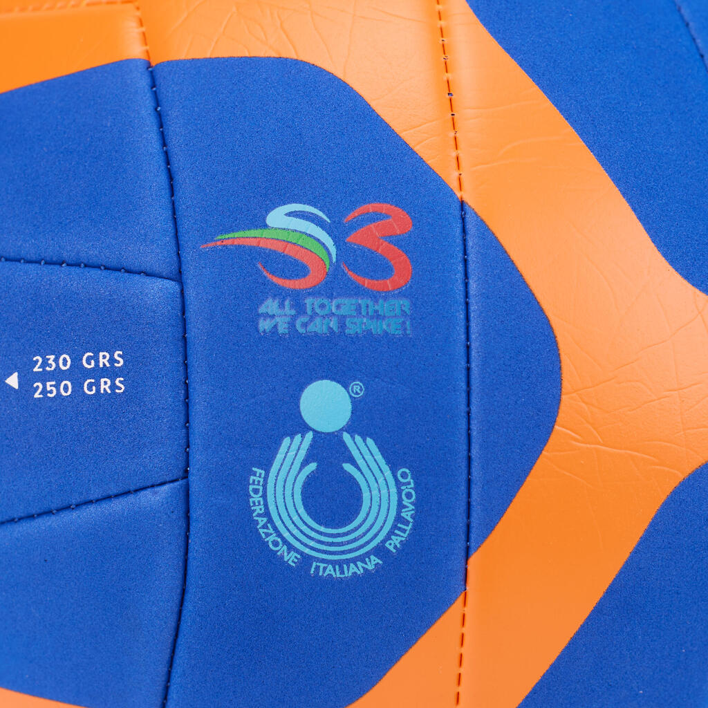 Mīksta volejbola bumba “V100”, 230–250 g, Itālijas Volejbola Federācija FIPAV, zila/oranža