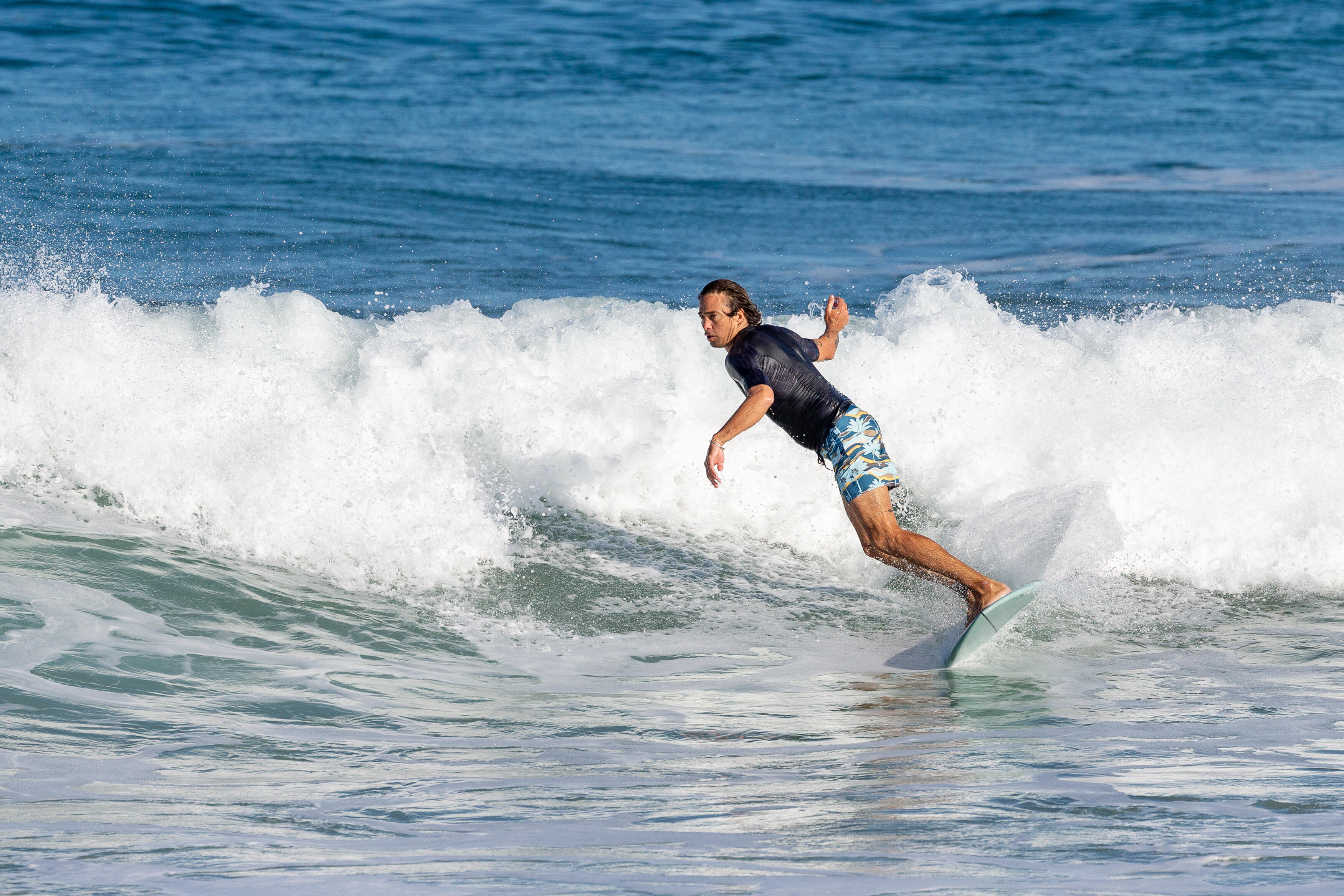 SURF N ROLL T-SHIRTS / BLK Mサイズ SURF N ROLL T-SHIRTS（Tシャツ/カットソー）｜JUN/NAKAYAMA