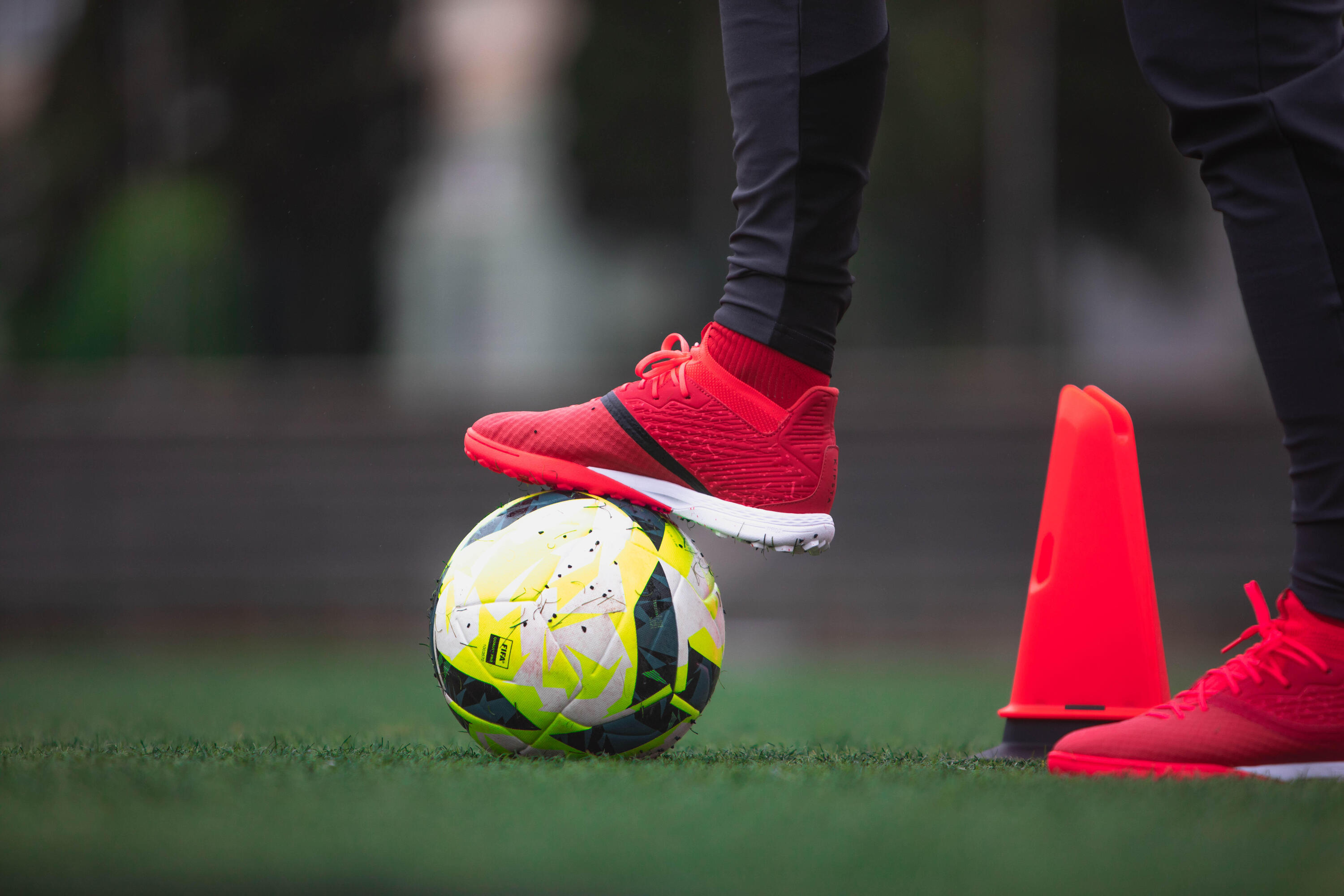 CHAUSSURES DE FOOTBALL VIRALTO III 3D AIRMESH TURF TF MAGMA 21/24