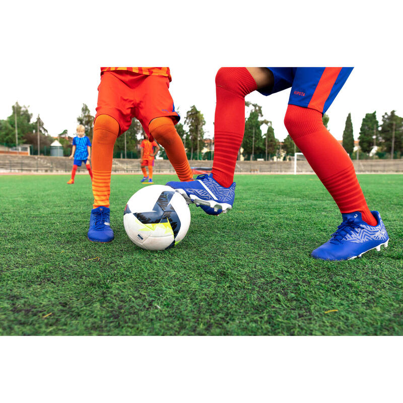 BOTAS DE FÚTBOL NIÑO CON CORDONES VIRALTO I FG AZUL Y BLANCO