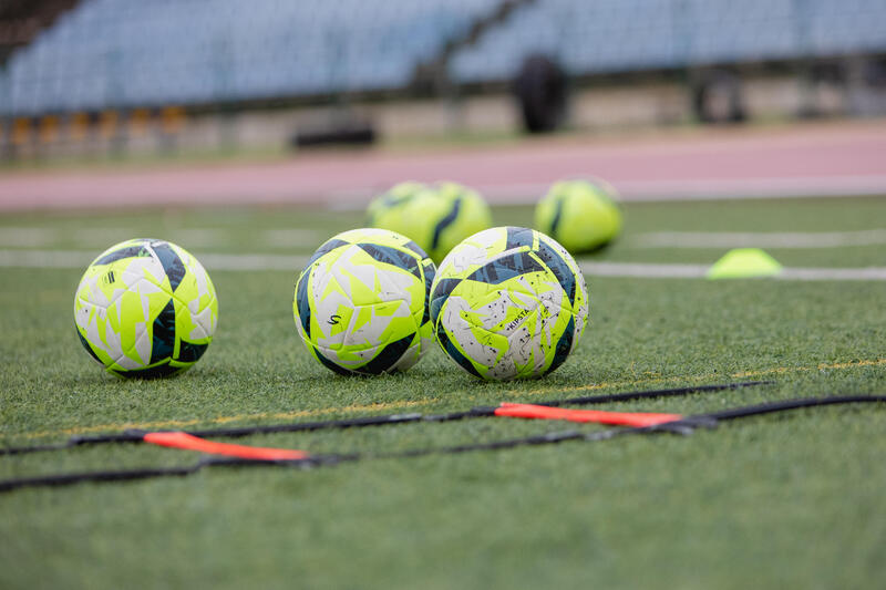 ¿CÓMO ELEGIR TU BALÓN DE FÚTBOL?