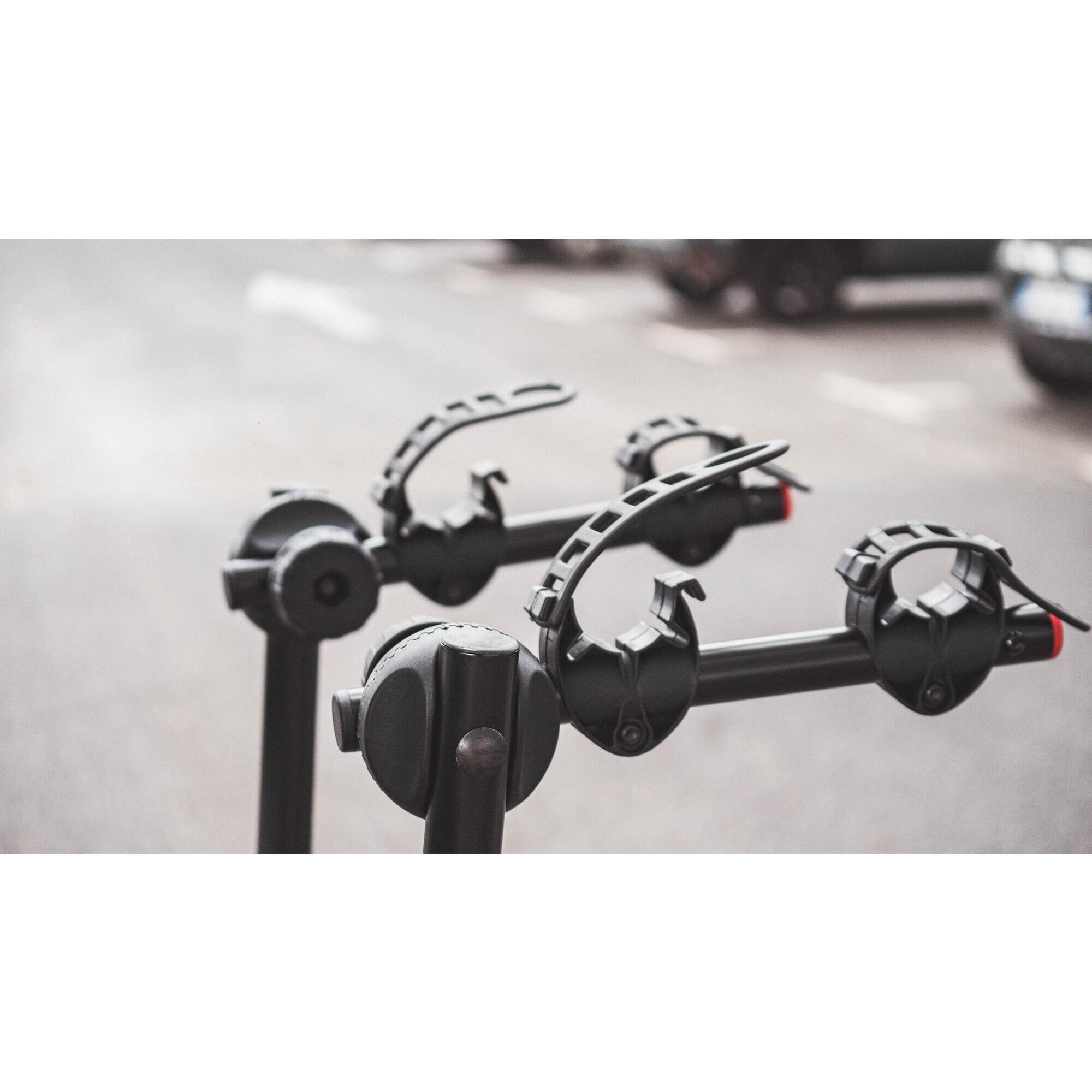 SUSPENDED BIKE CARRIER ON TOWBALL