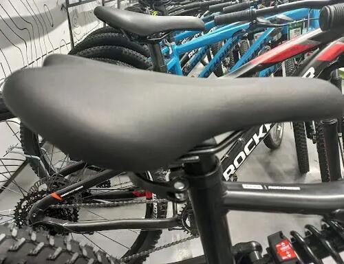 Bicykle v Decathlon bázari