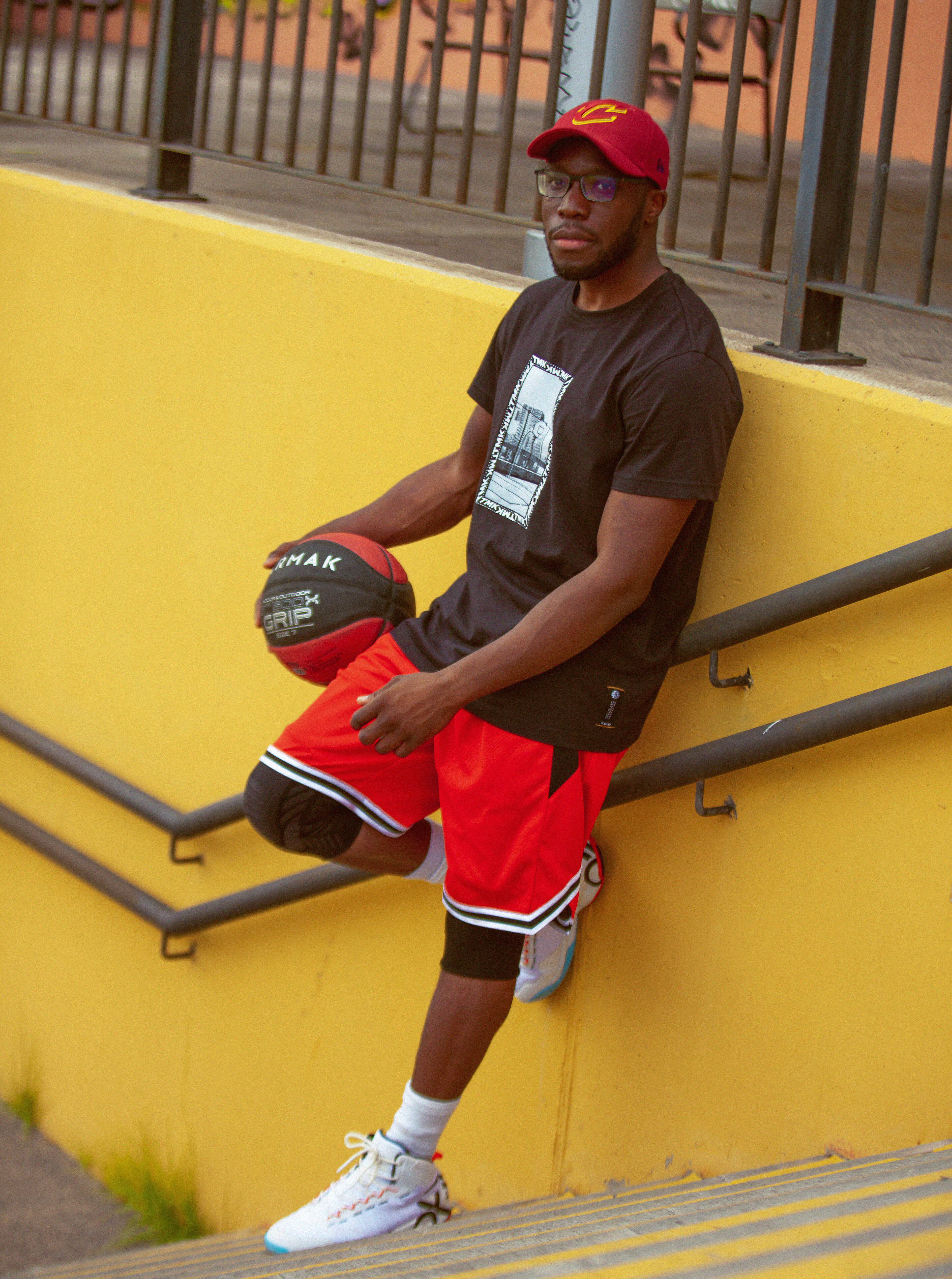 Men's Reversible Basketball Shorts - SH 500 Red/Beige - TARMAK