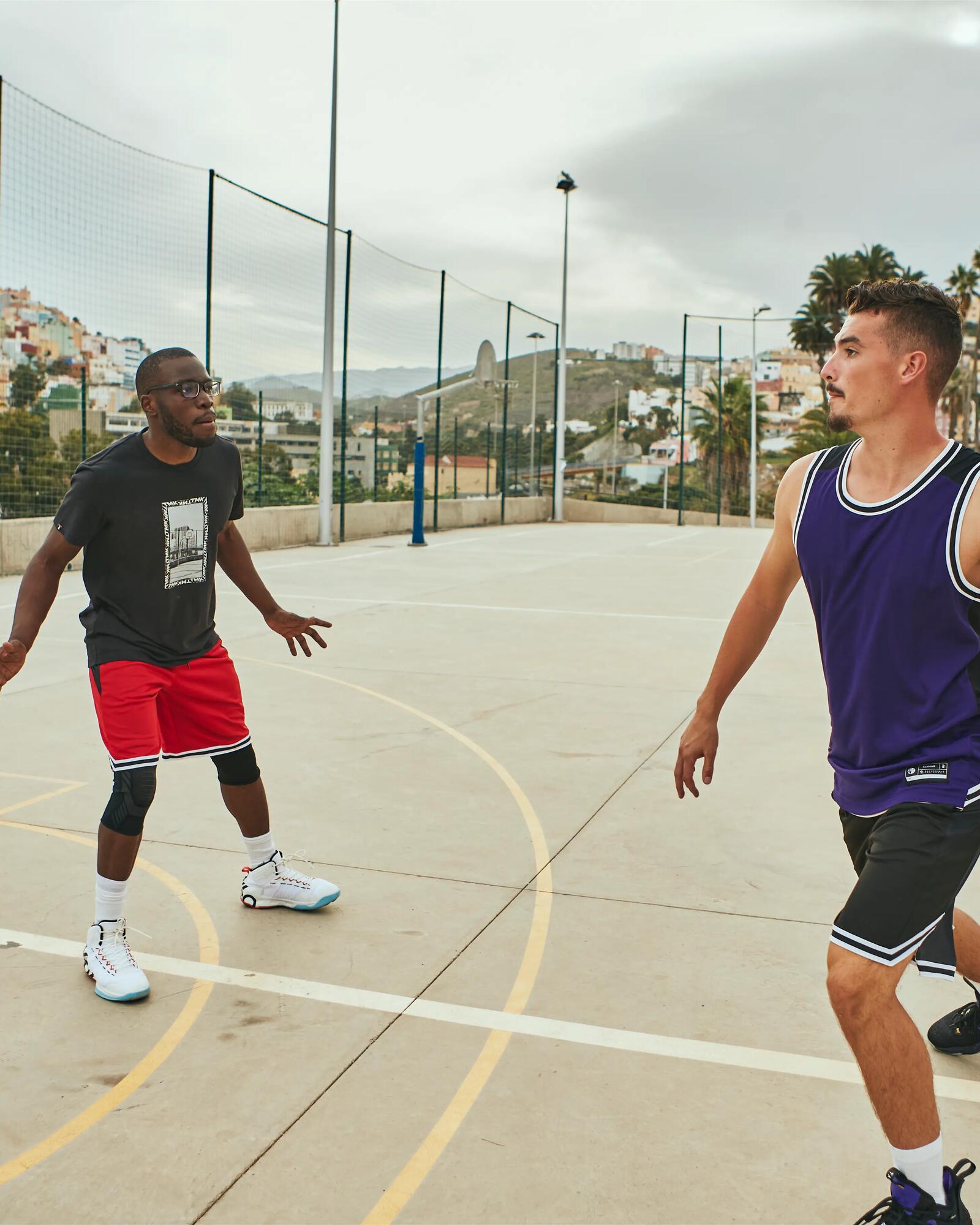 Abbigliamento basket uomo