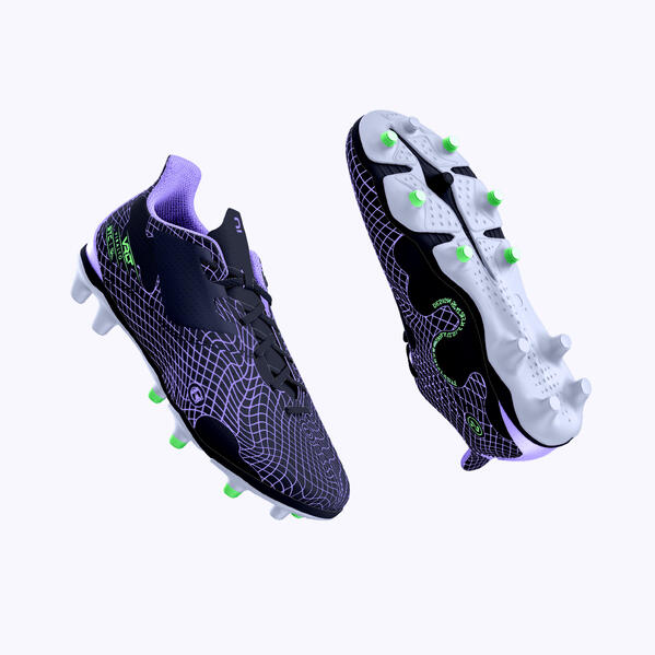 Weet iemand wat dit voor voetbalschoenen zijn? Ik heb ze heel lang geleden  gevonden en ik wil graag weten wat de modelnaam is. : r/football