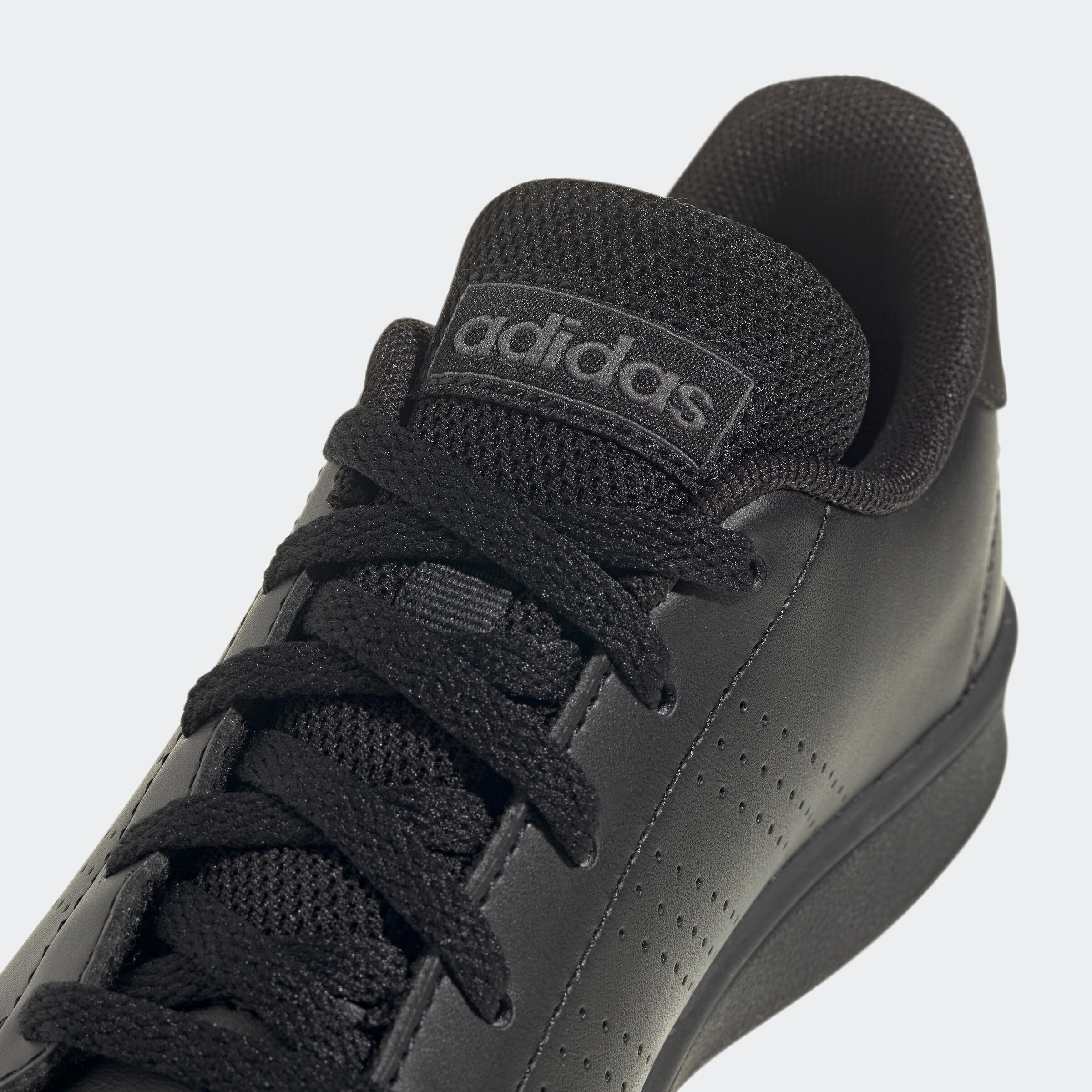 Adidas advantage nere sales