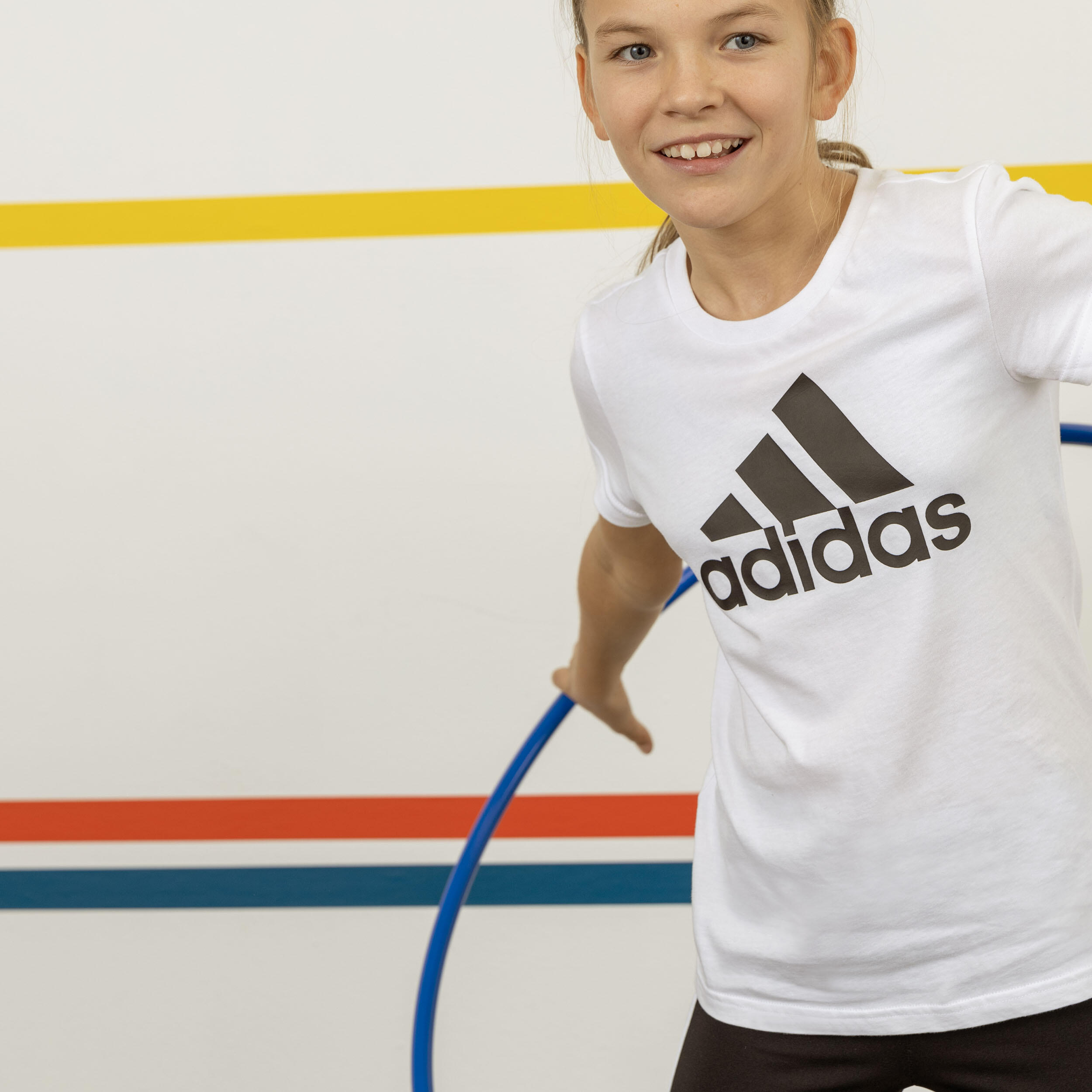 T-shirt adidas fille - blanc logo noir 7/12