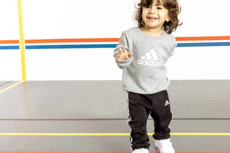 Dres dziecięcy Adidas