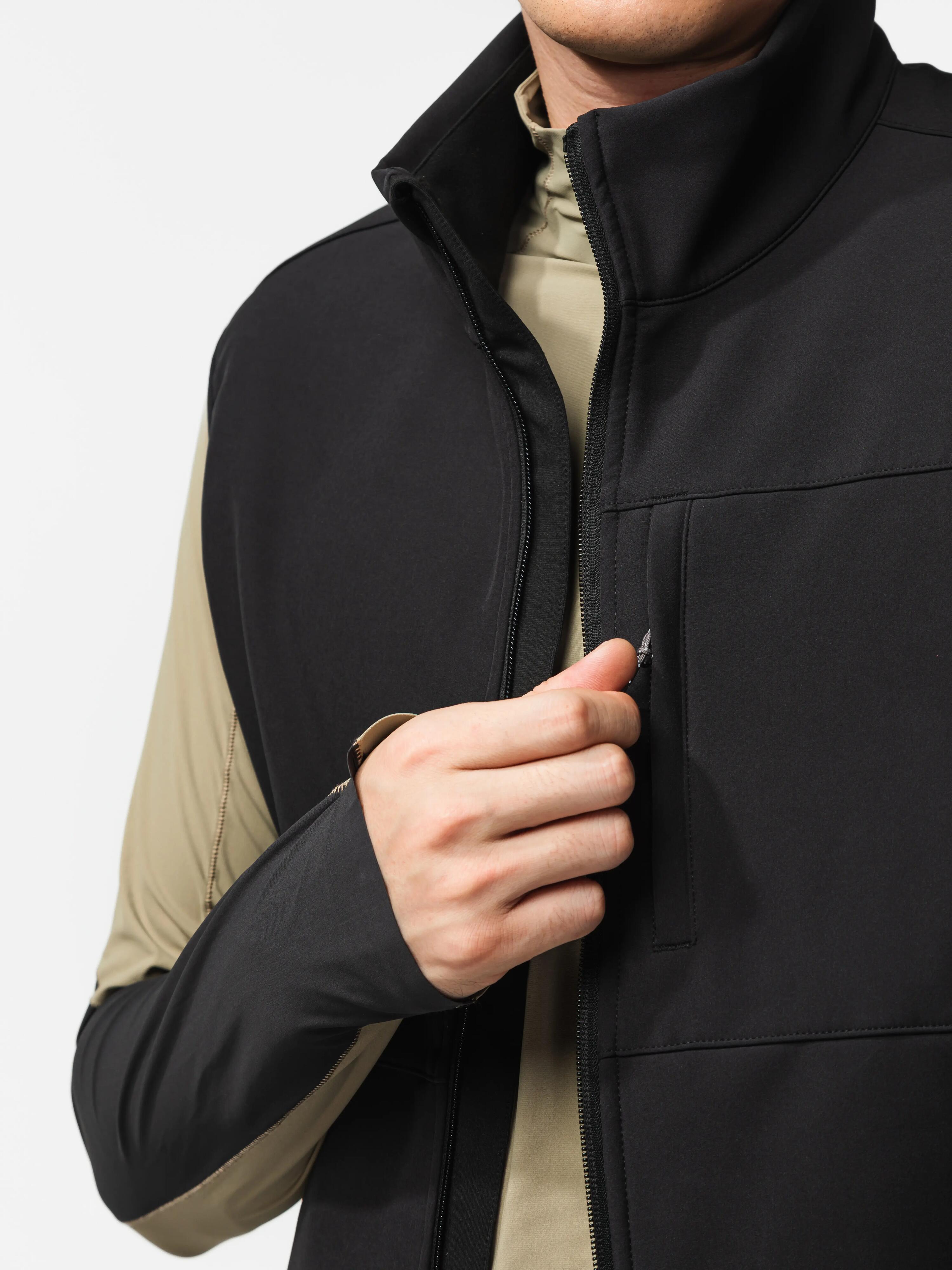 Men’s windproof softshell sleeveless trekking jacket, MT100 - Black 4/9