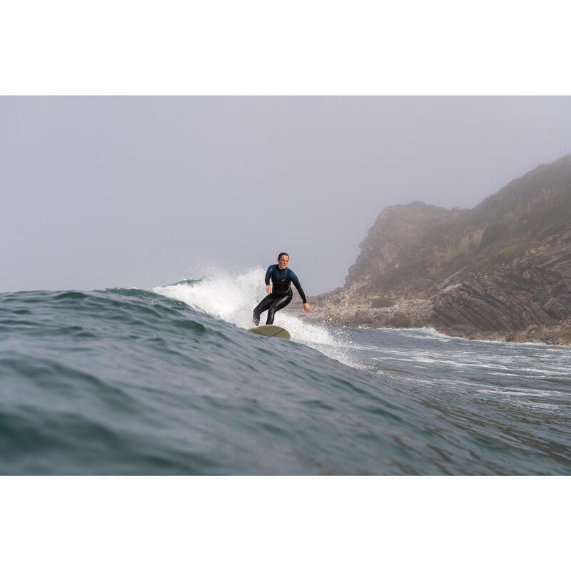 COMBINEZON DE SURF 500 4/3 FERMOAR SPATE NEGRU ȘI VERDE DAMĂ