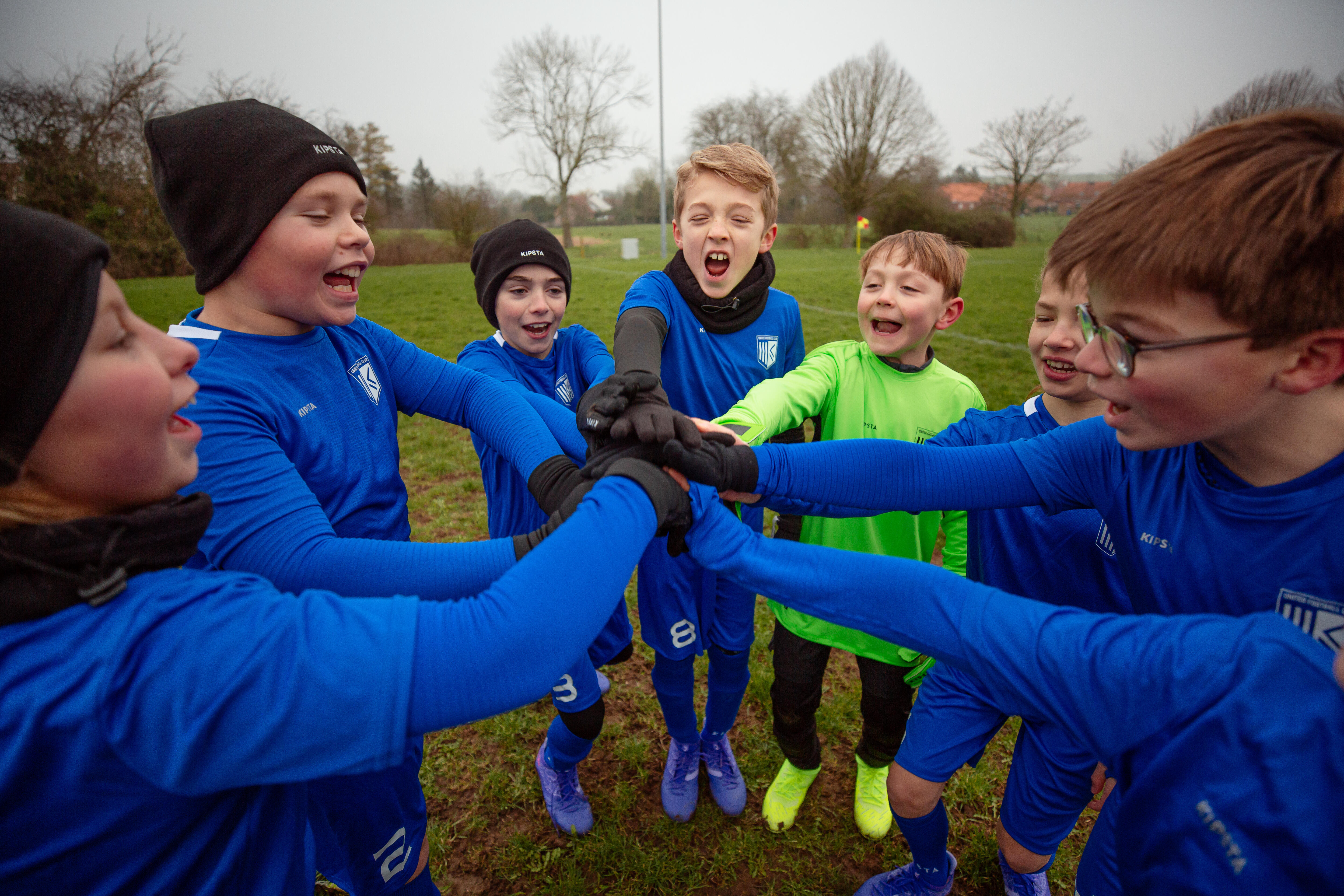 Tuque de soccer pour enfant - Keepwarm noir - KIPSTA