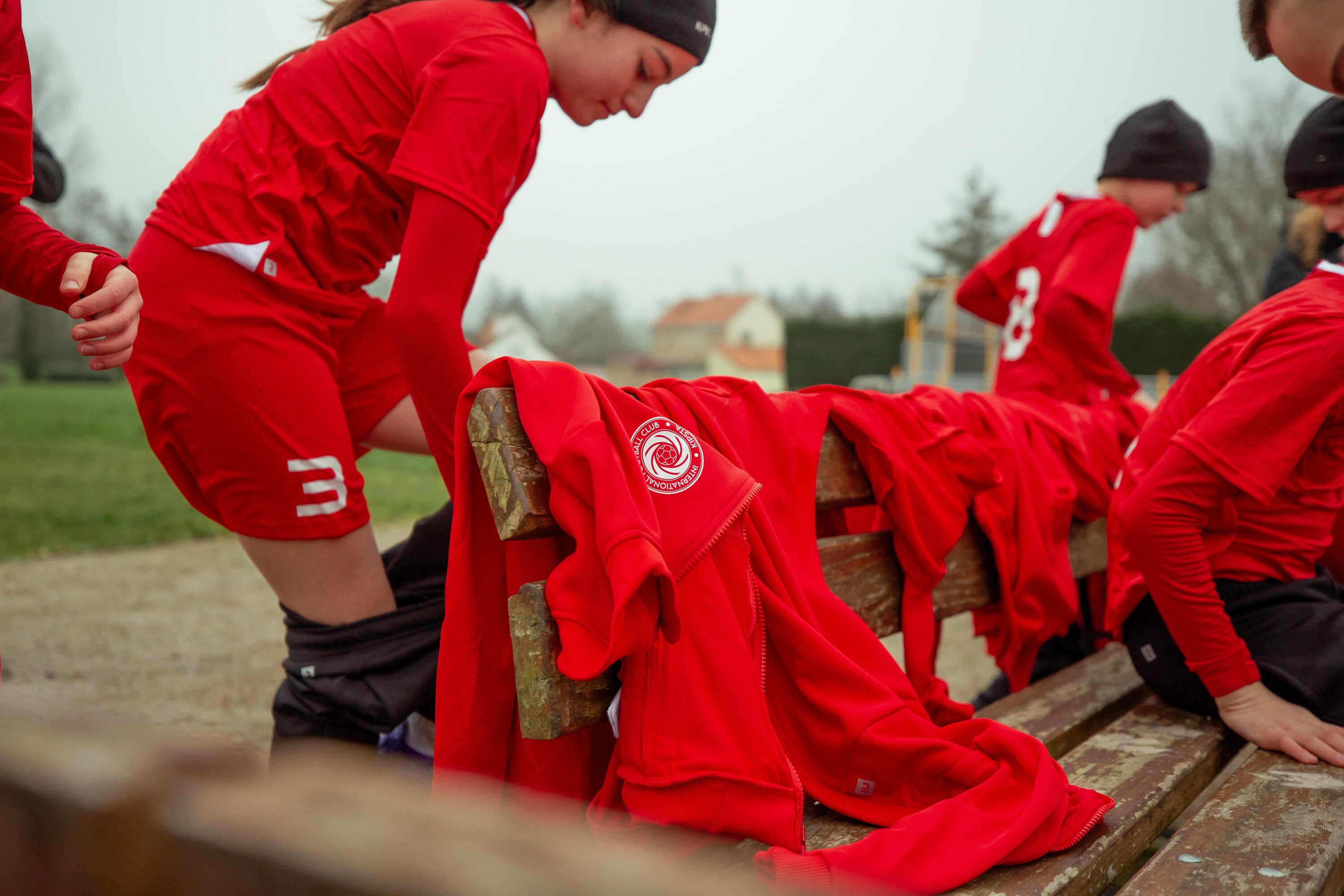 Camiseta térmica de fútbol manga larga Niño Kipsta Keepdry 500 rojo 9/14