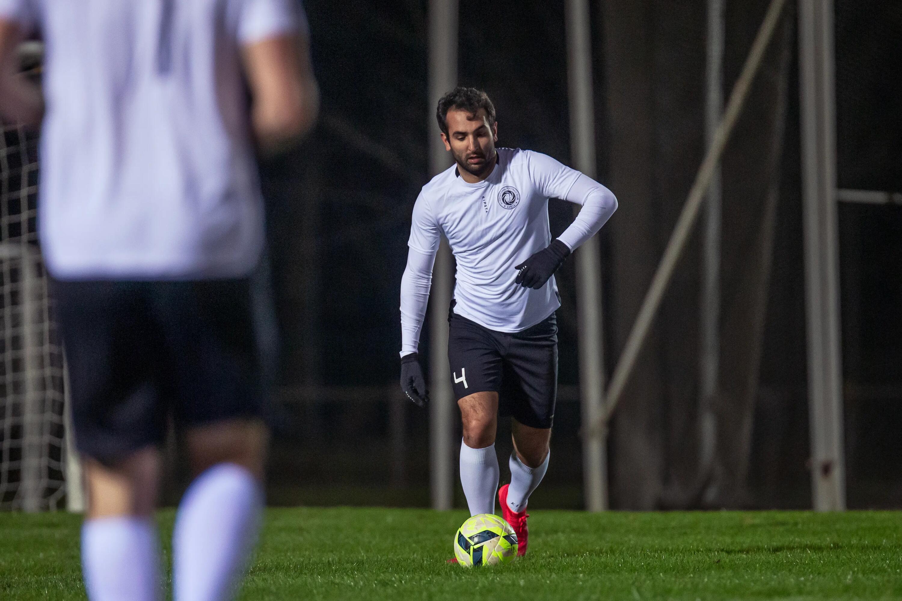 SHORT DE FÚTBOL ADULTO ESSENTIEL 10/10
