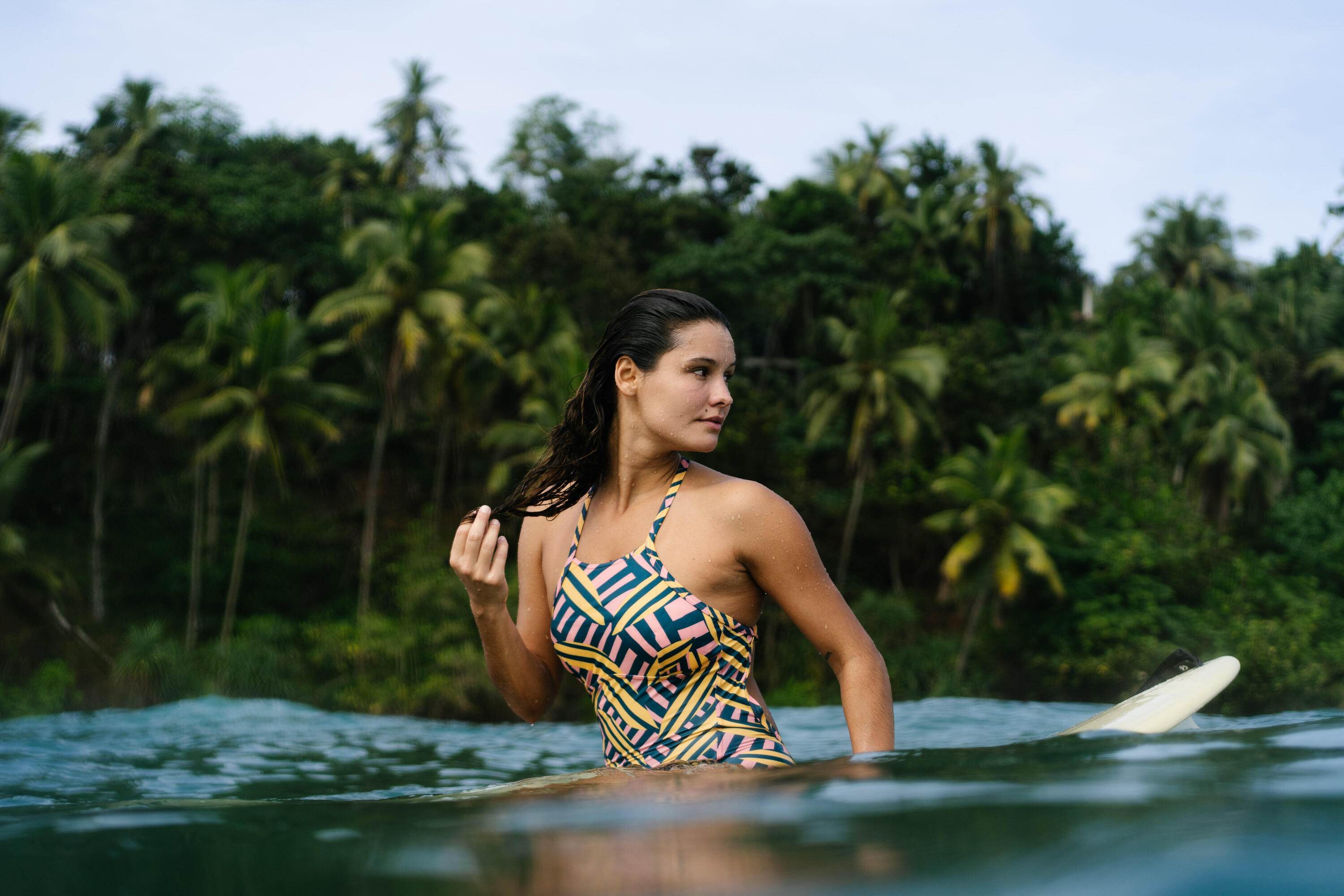 Traje de Baño Surf Andrea Mujer Espalda X Rellenos Extraíbles 10/17