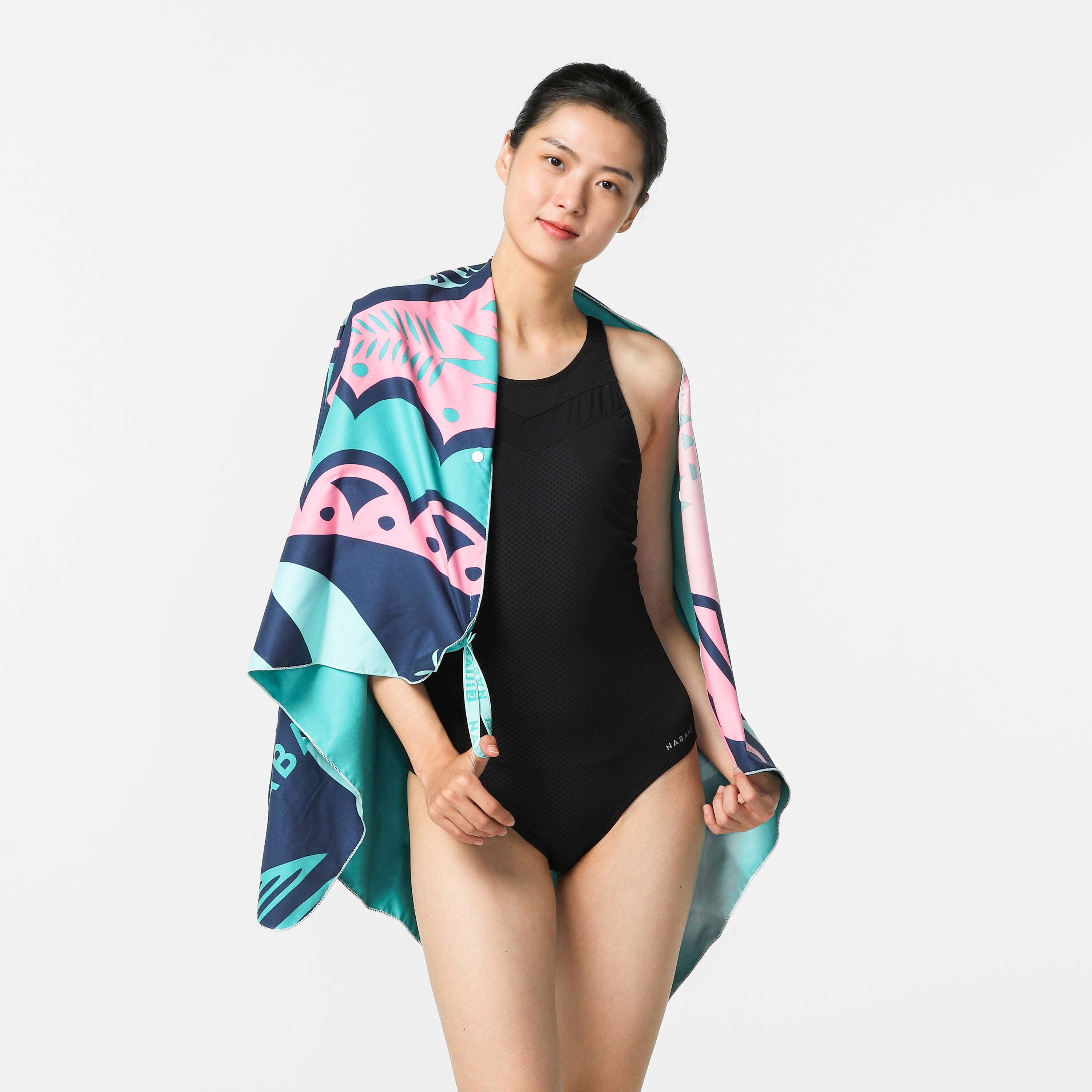 Compact Microfibre Swimming Towel with Snaps Size L 80 x 130 cm - NABAIJI