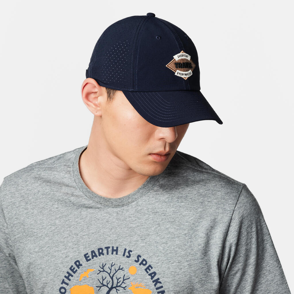 CASQUETTE DE TREKKING TRAVEL 500 - MARINE