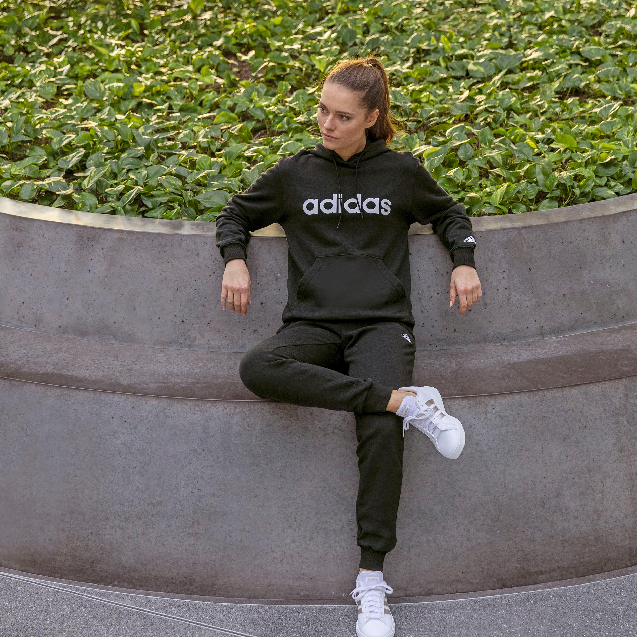 Women's Fitness Jogging Bottoms - Black 11/11