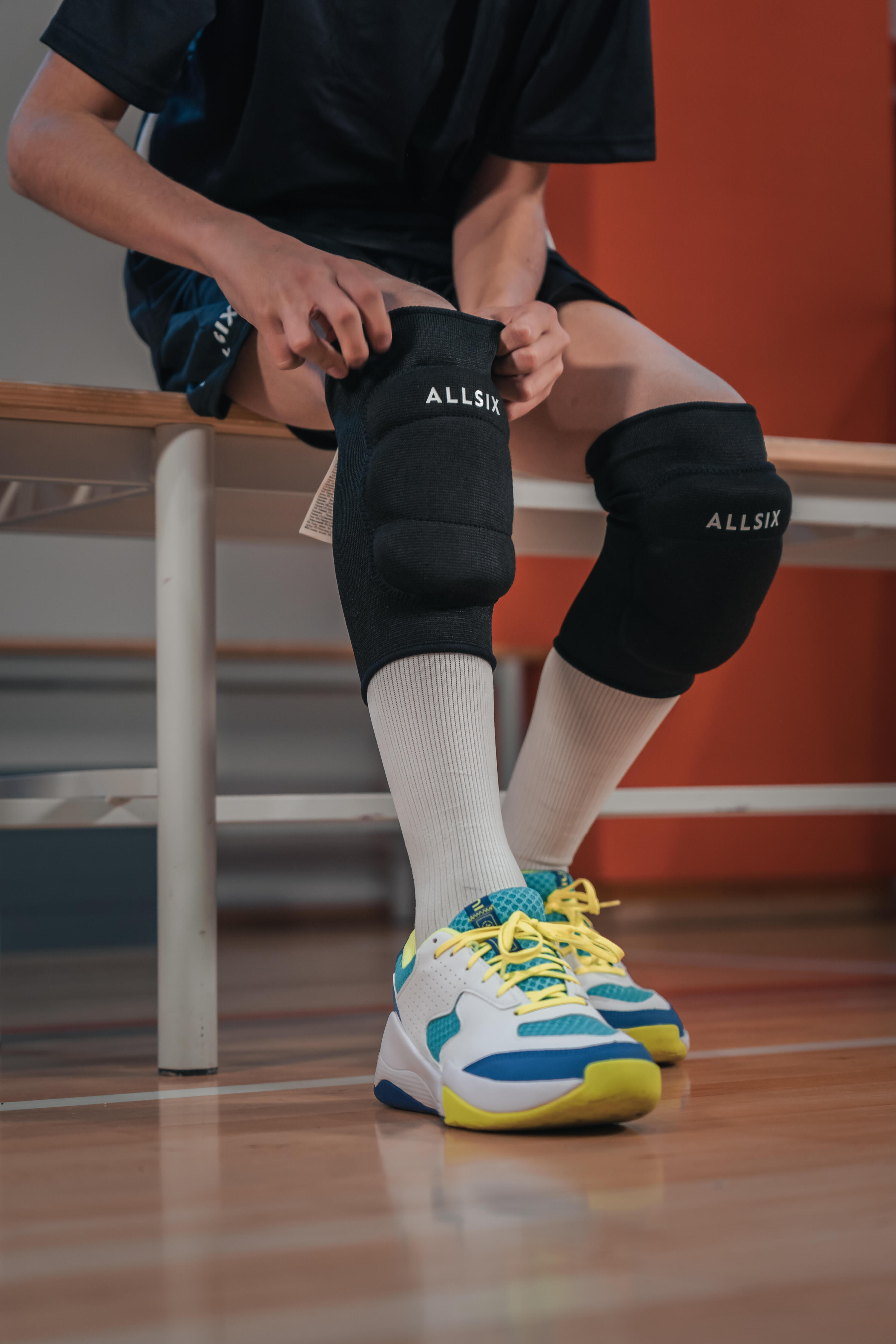 Volleyball Knieschoner - VKP100 schwarz 4/8
