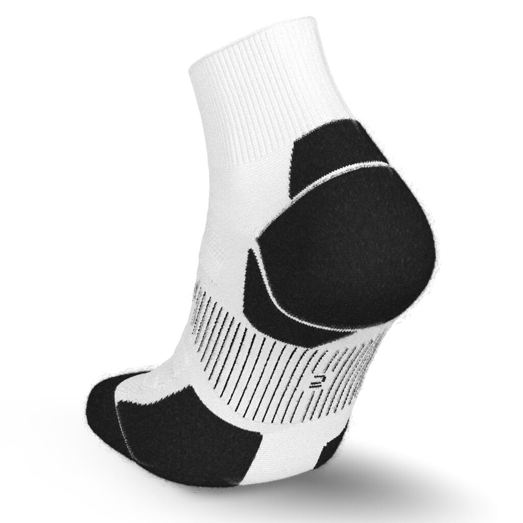 Čarape za trčanje Run 900 srednje visoke ekodizajn tanke bijele