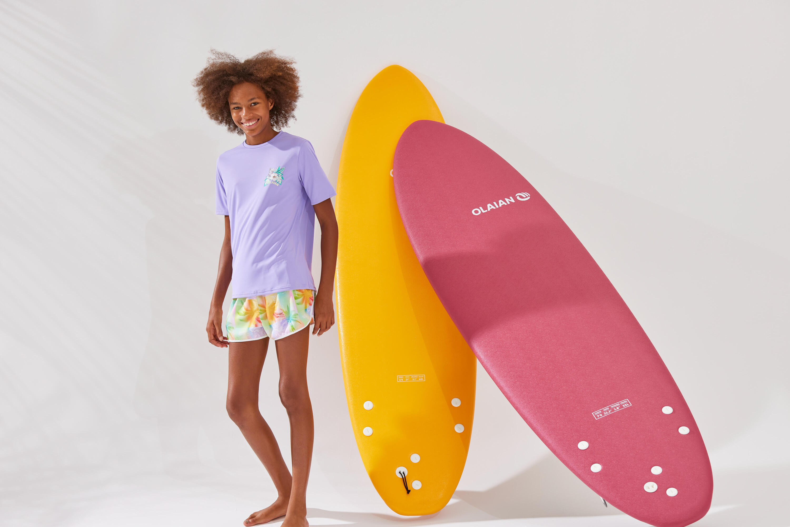 Kids’ Short-Sleeved Surfing Rash Guard - Hibiscus Purple 10/10