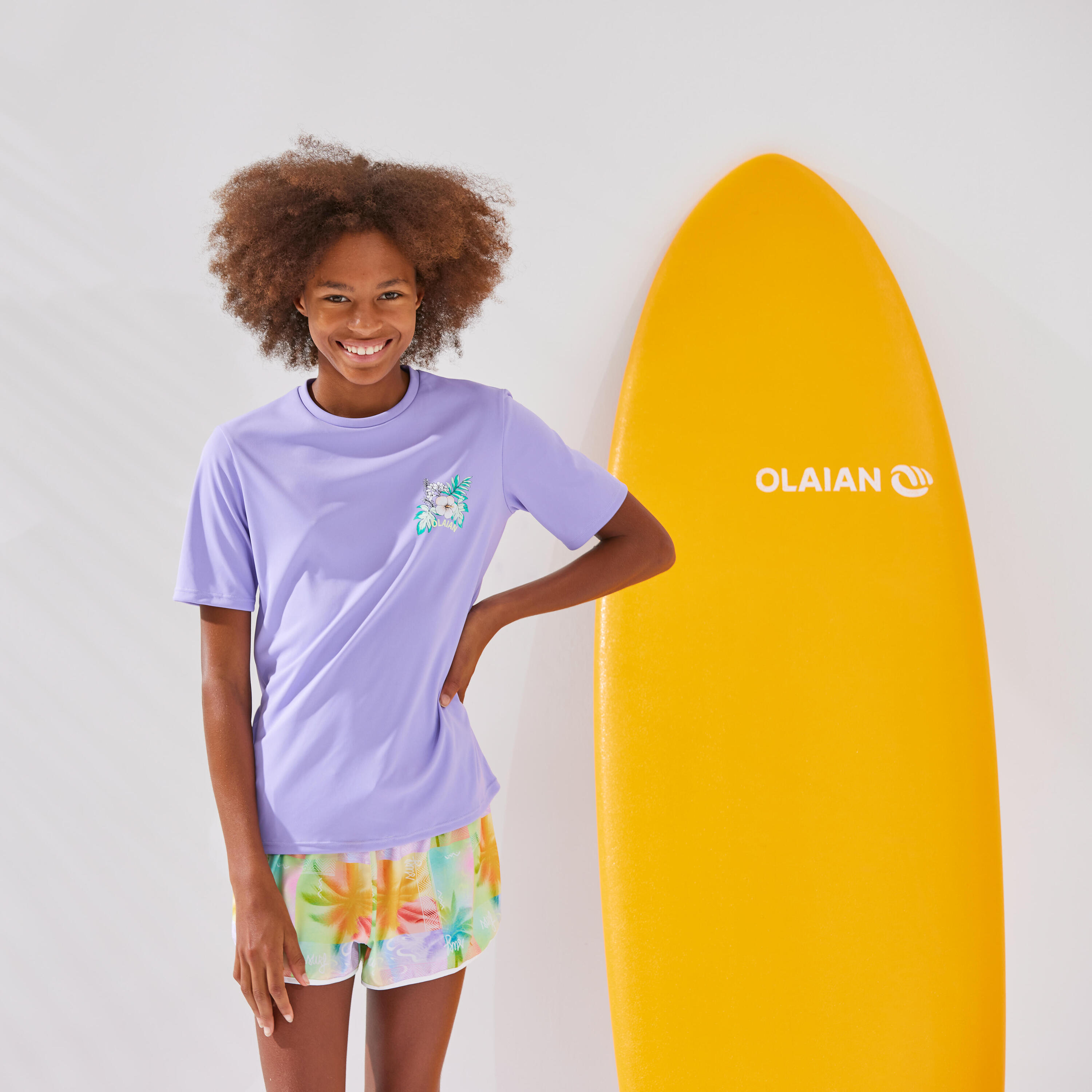 Kids’ Short-Sleeved Surfing Rash Guard - Hibiscus Purple 7/10