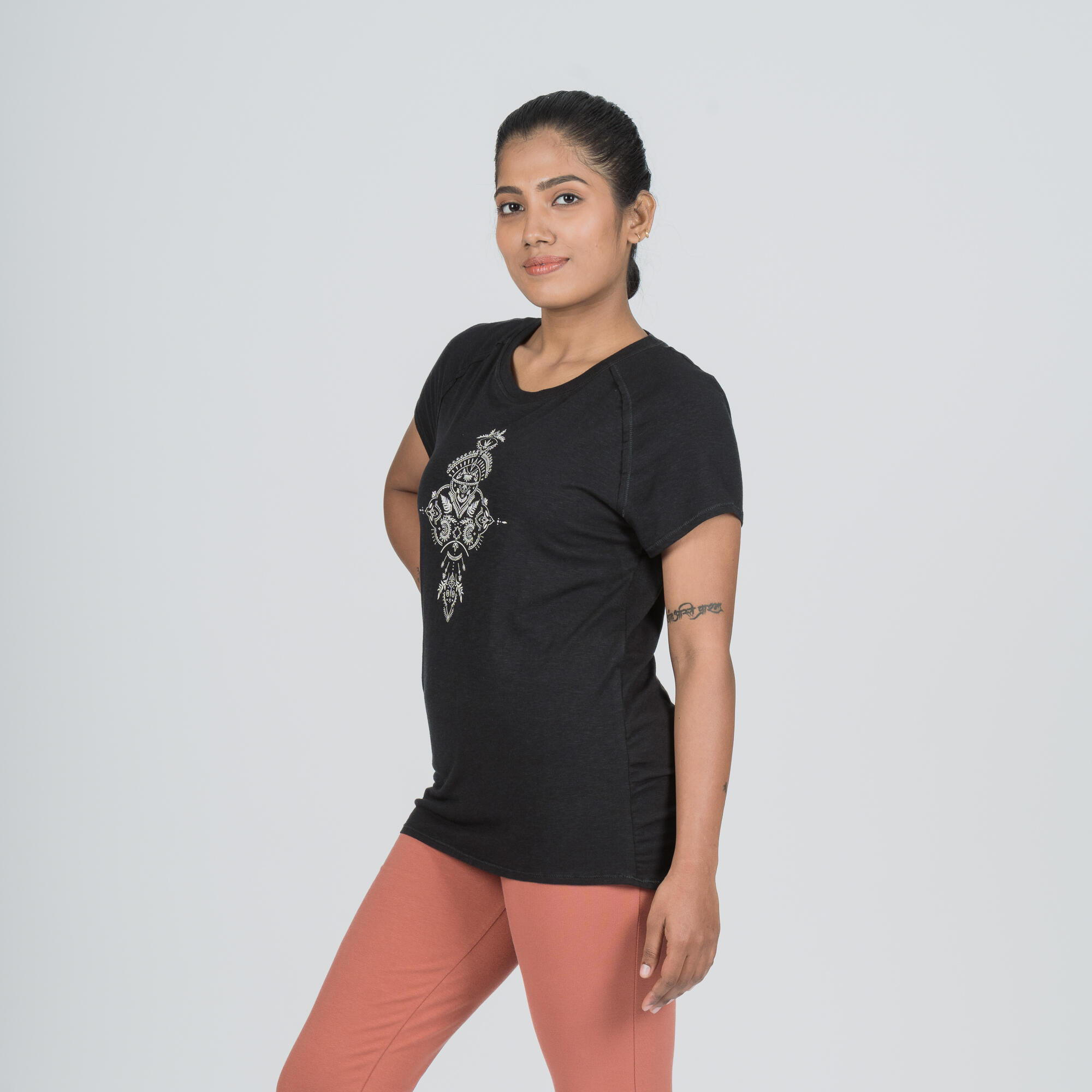 Yoga Shirt Women Black - Eco Cotton - V-Neck
