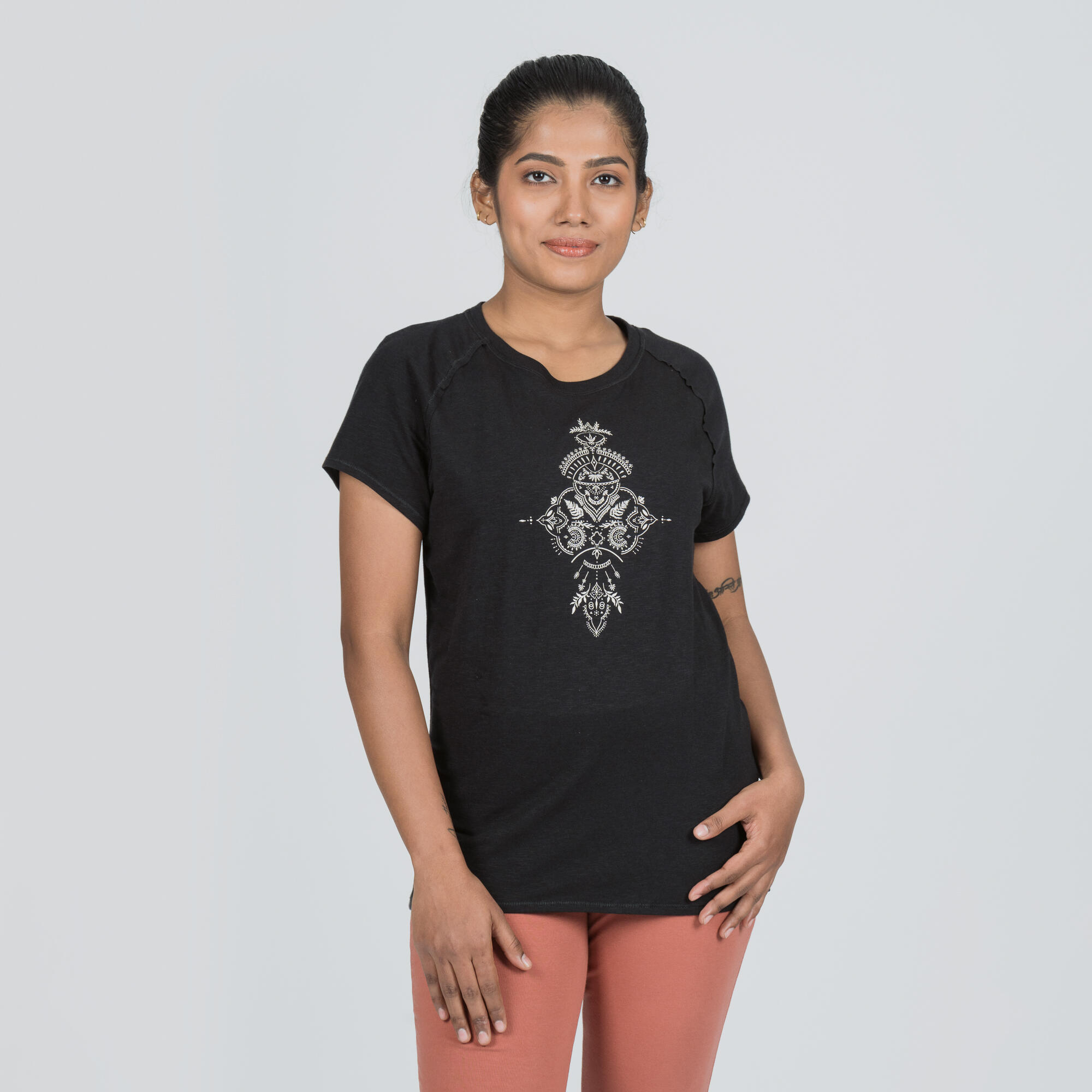 Yoga Shirt Women Black - Eco Cotton - V-Neck