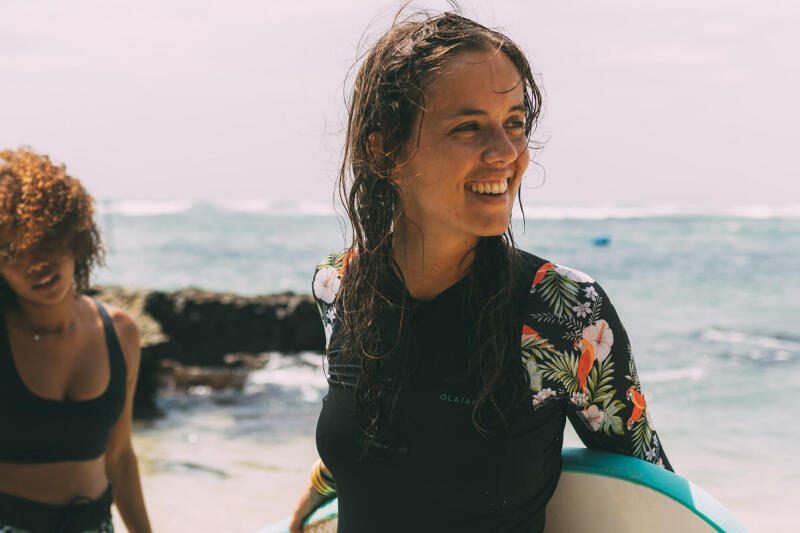 Top anty-UV surfingowy damski Olaian 500 Parrot długi rękaw
