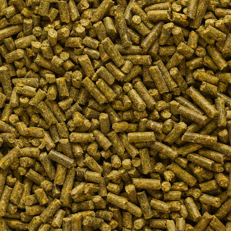 Bébikukorica pellet,fűszeres kendermag, 4 mm, 700g - Gooster