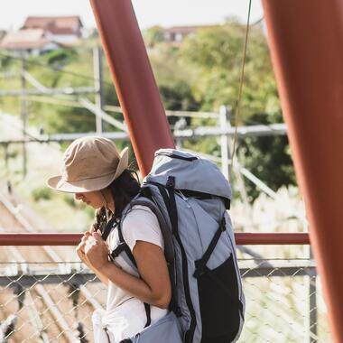 Cómo hacer la mochila para un viaje largo? – El mundo es mejor contigo